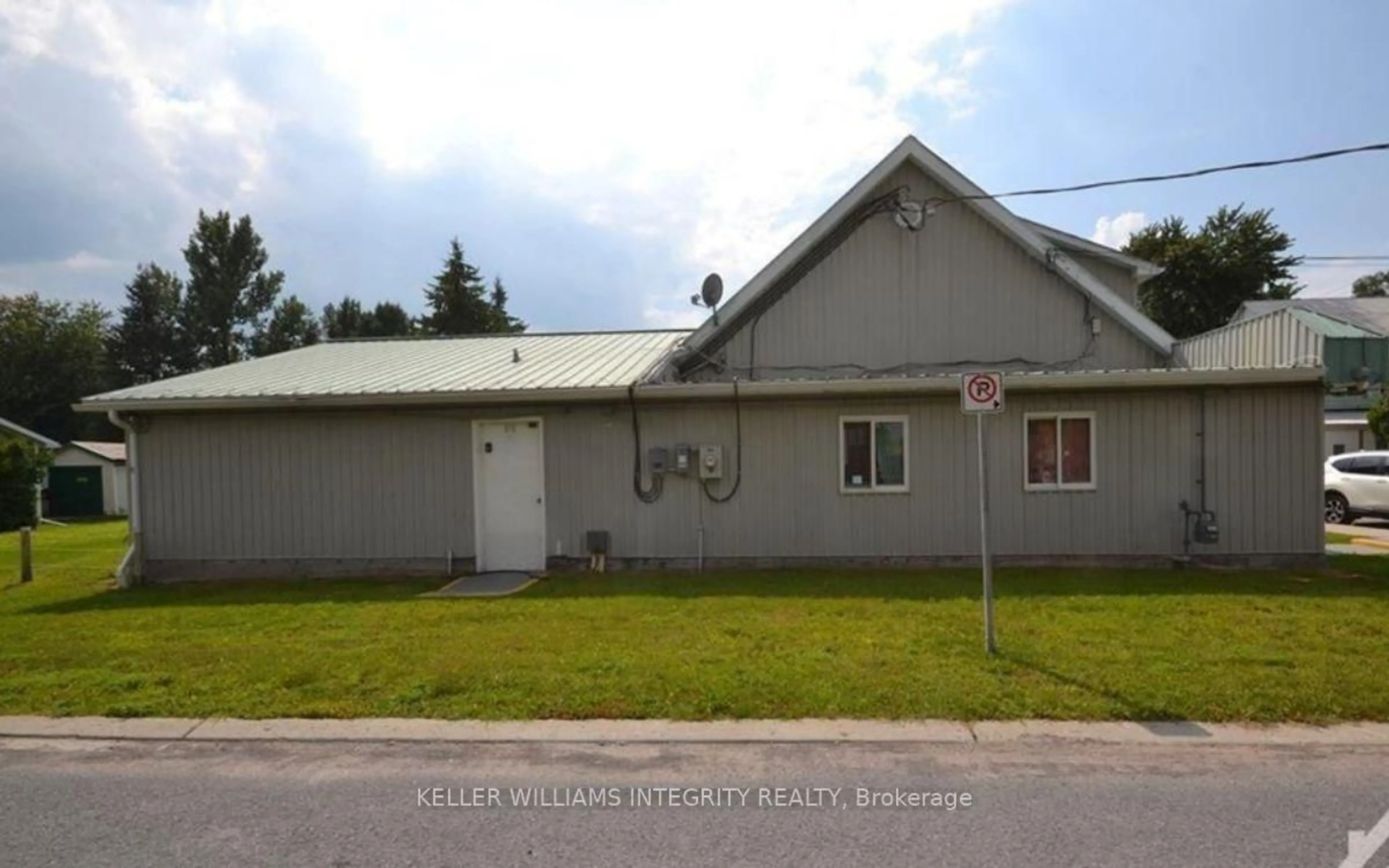 Unknown for 2260 LAVAL St, Clarence-Rockland Ontario K0A 1E0