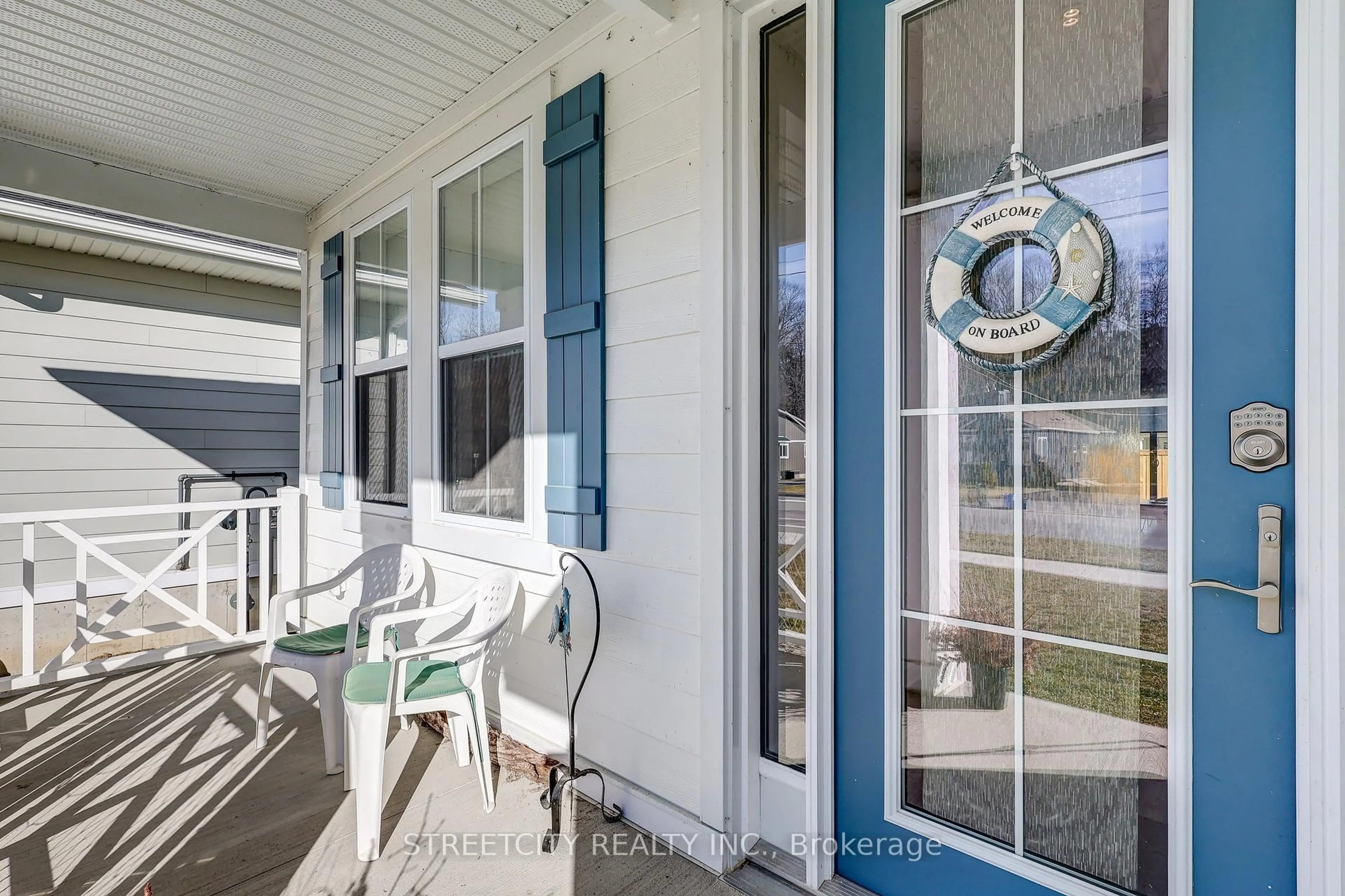 Unknown for 437 George St, Central Elgin Ontario N5L 0B1