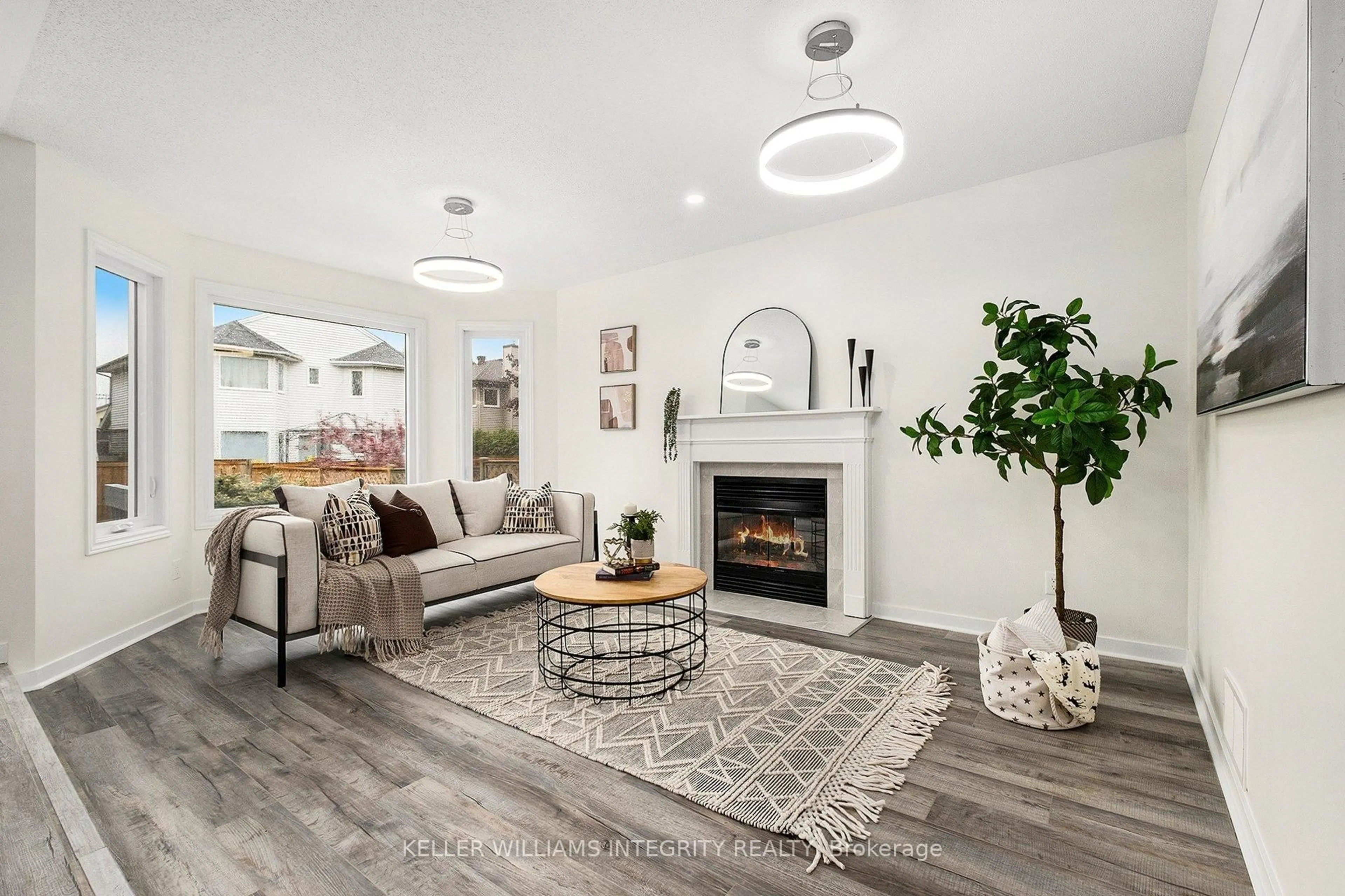Living room with furniture, unknown for 15 Saddlehorn Cres, Kanata Ontario K2M 1W9