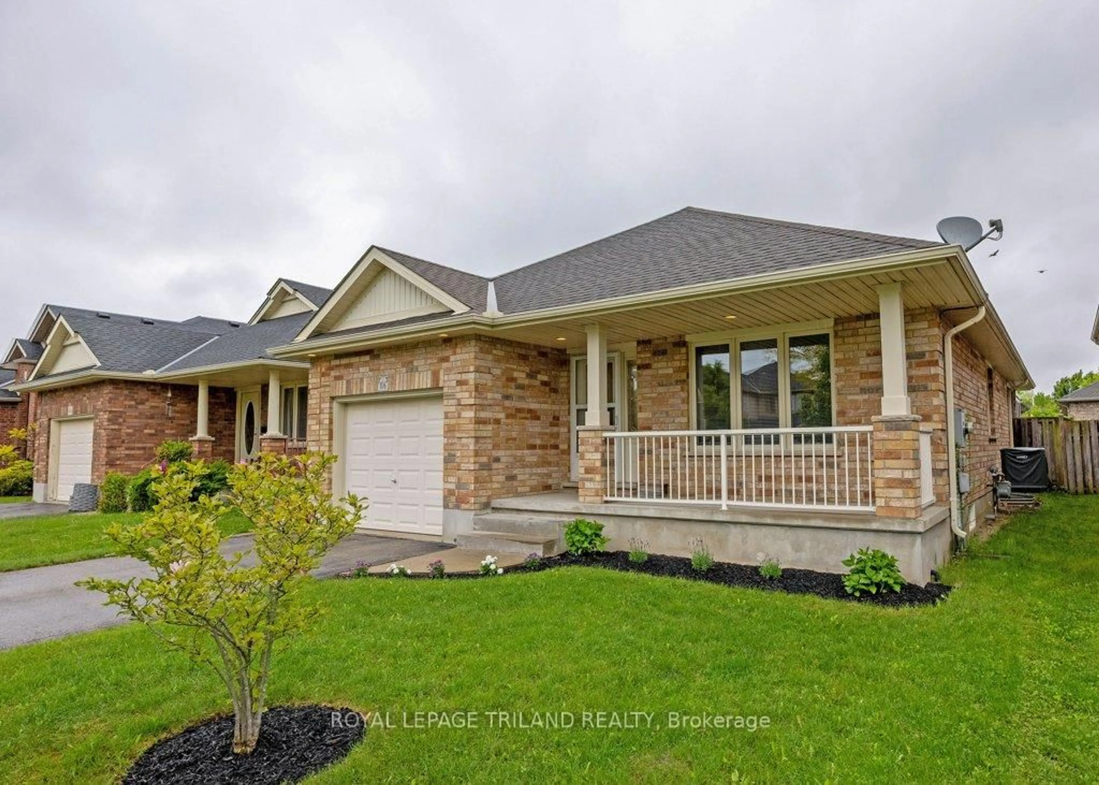 Home with brick exterior material, street for 106 HAGERMAN Cres, St. Thomas Ontario N5R 6L9