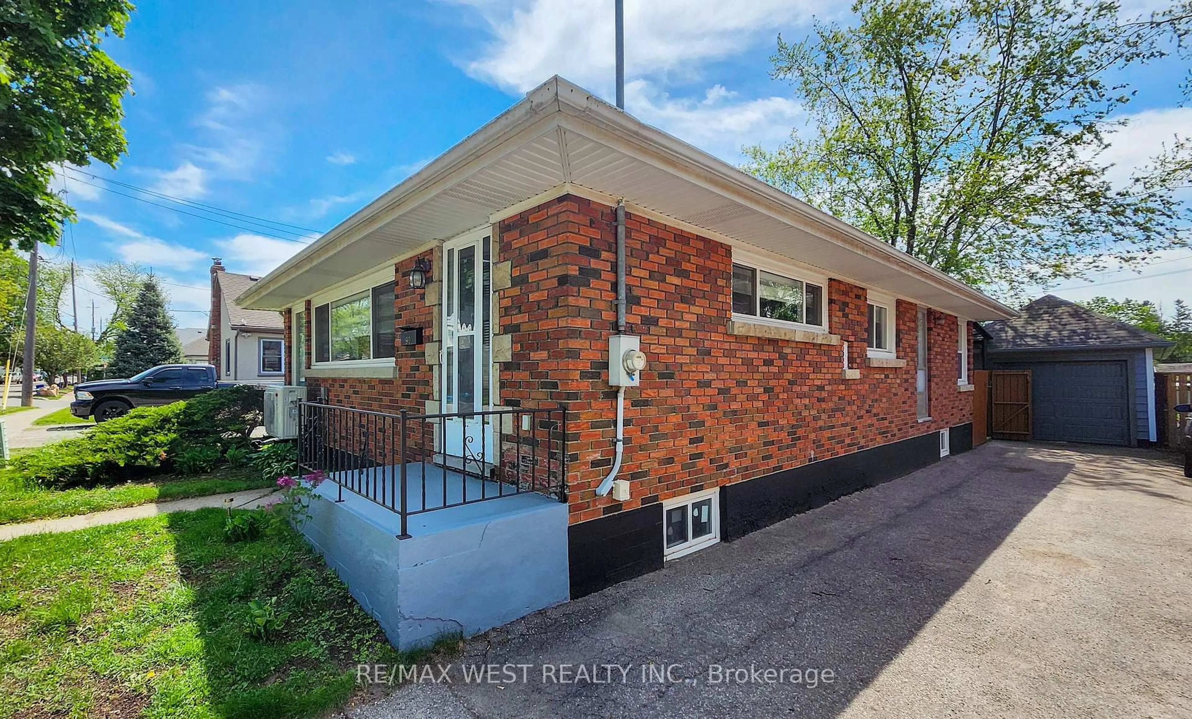 Home with brick exterior material, street for 90 Strathcona Ave, Brantford Ontario N3S 1T9