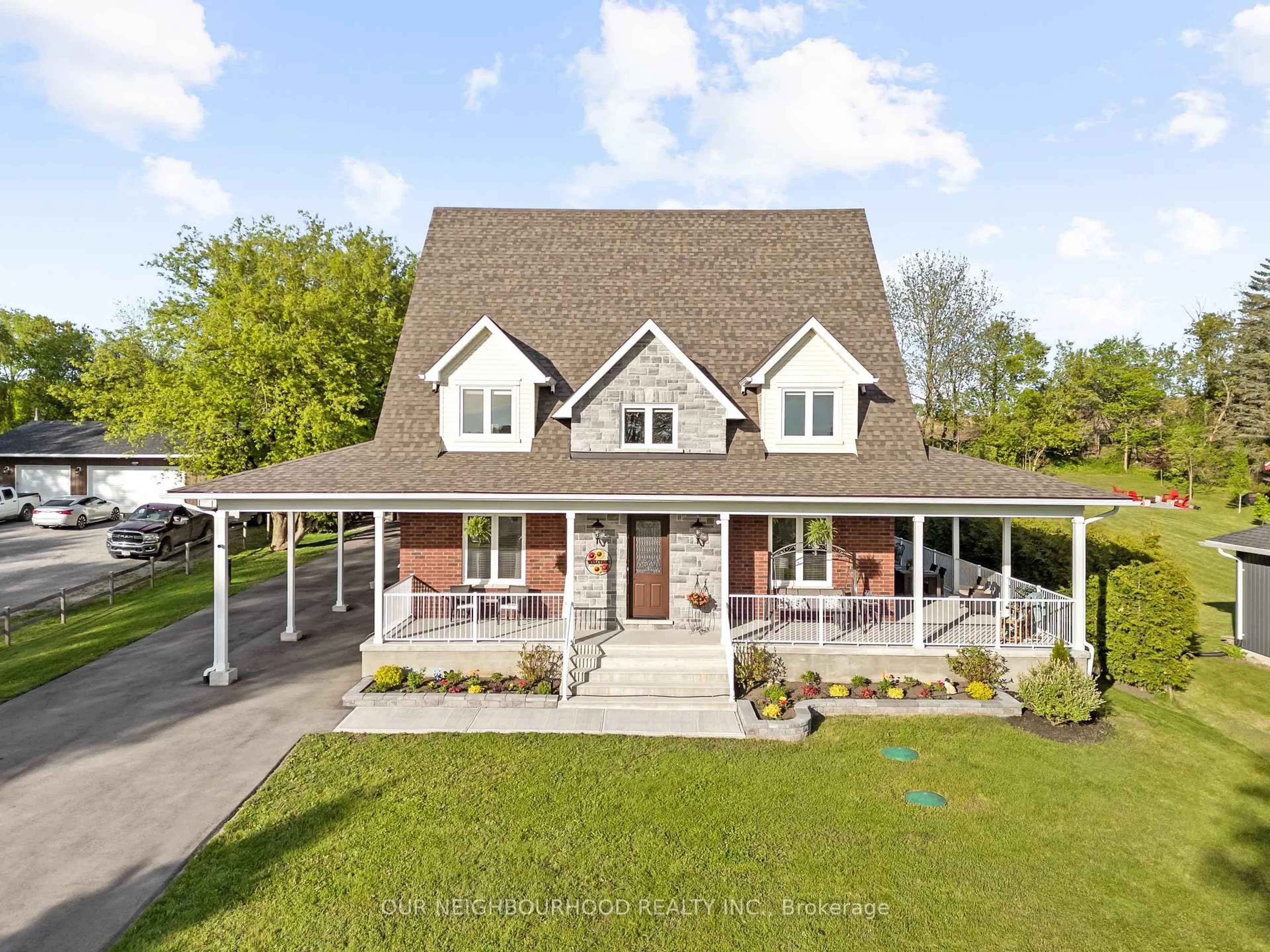 Home with vinyl exterior material, street for 4601 Rice Lake , South Dr, Hamilton Township Ontario L1A 3V6