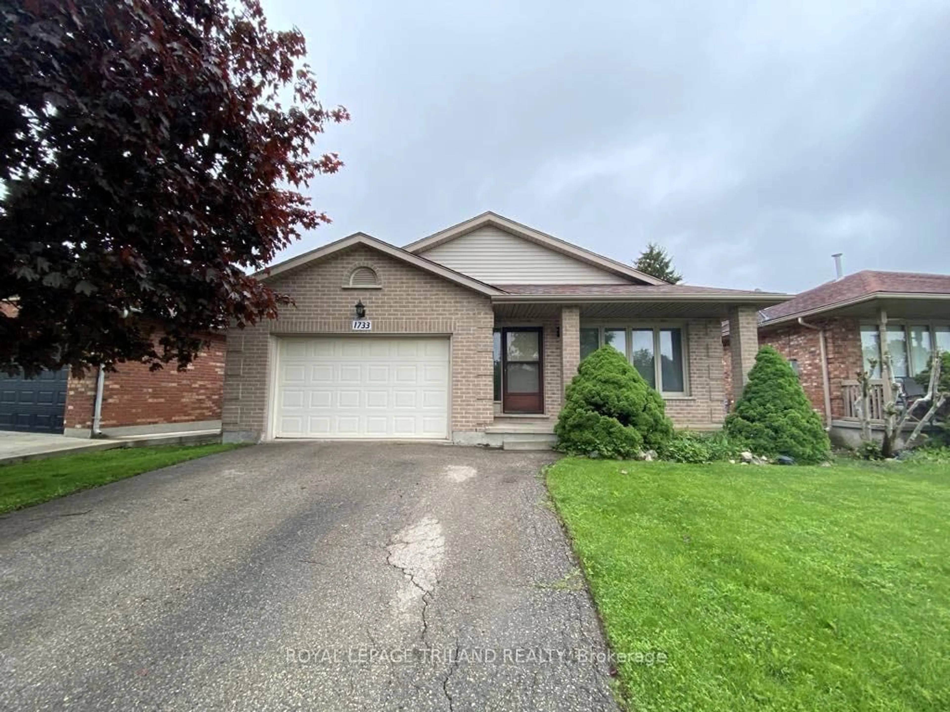 Home with brick exterior material, street for 1733 Jalna Blvd, London South Ontario N6E 3S5
