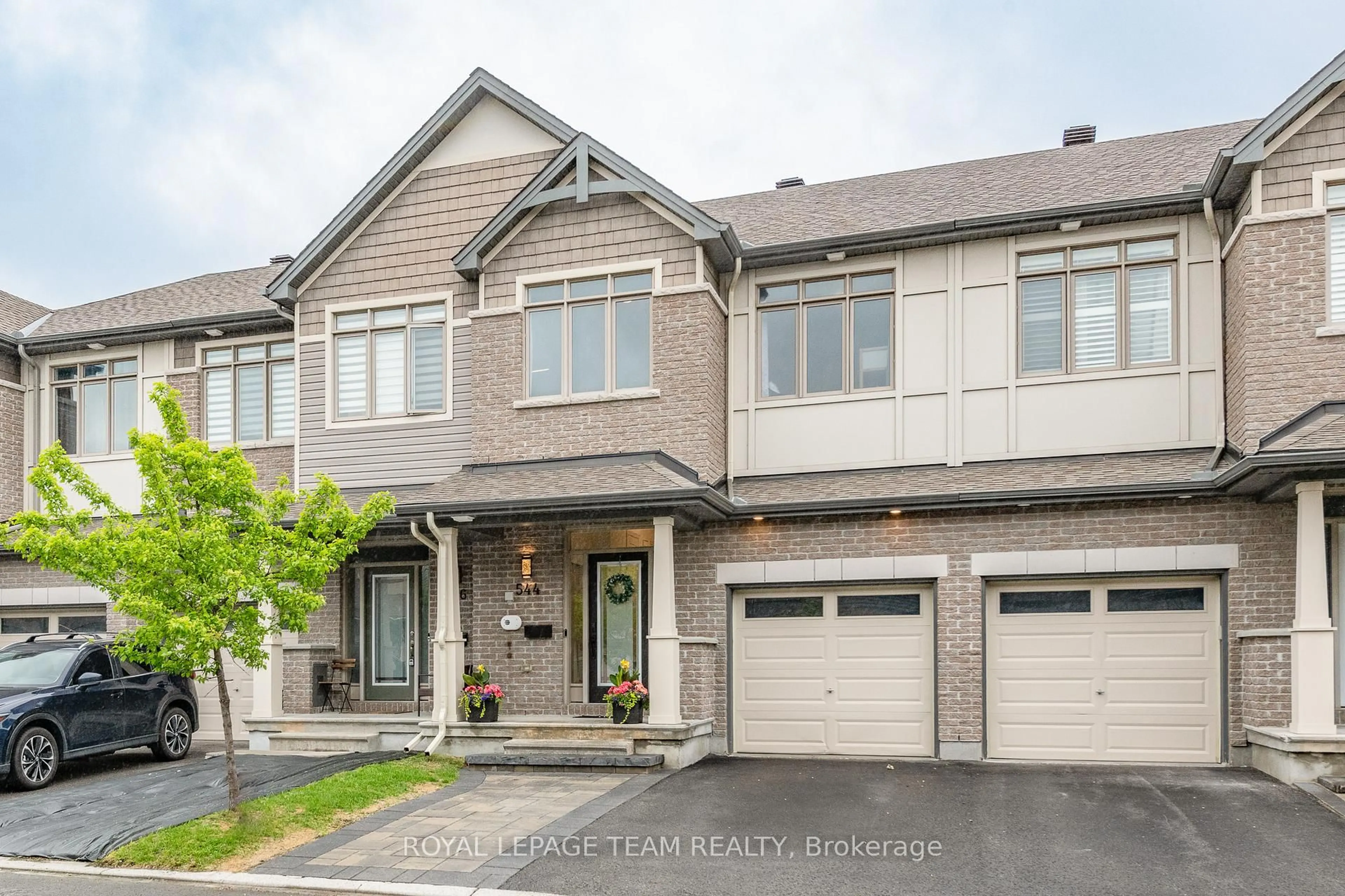 Home with brick exterior material, street for 544 Rioja St, Ottawa Ontario K2S 0V8