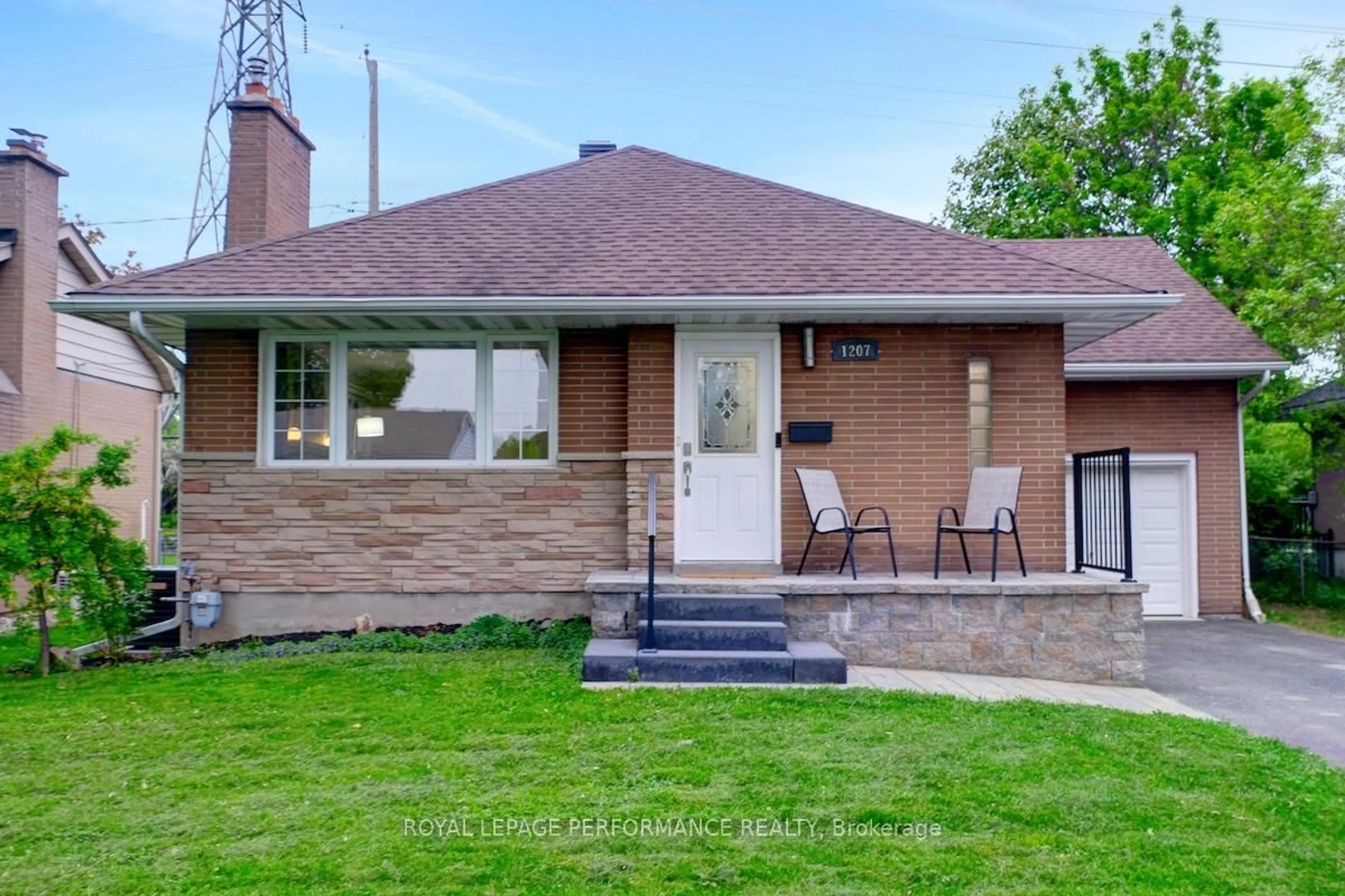 Home with brick exterior material, street for 1207 Woodside Dr, Carleton Place Ontario K2C 2G7