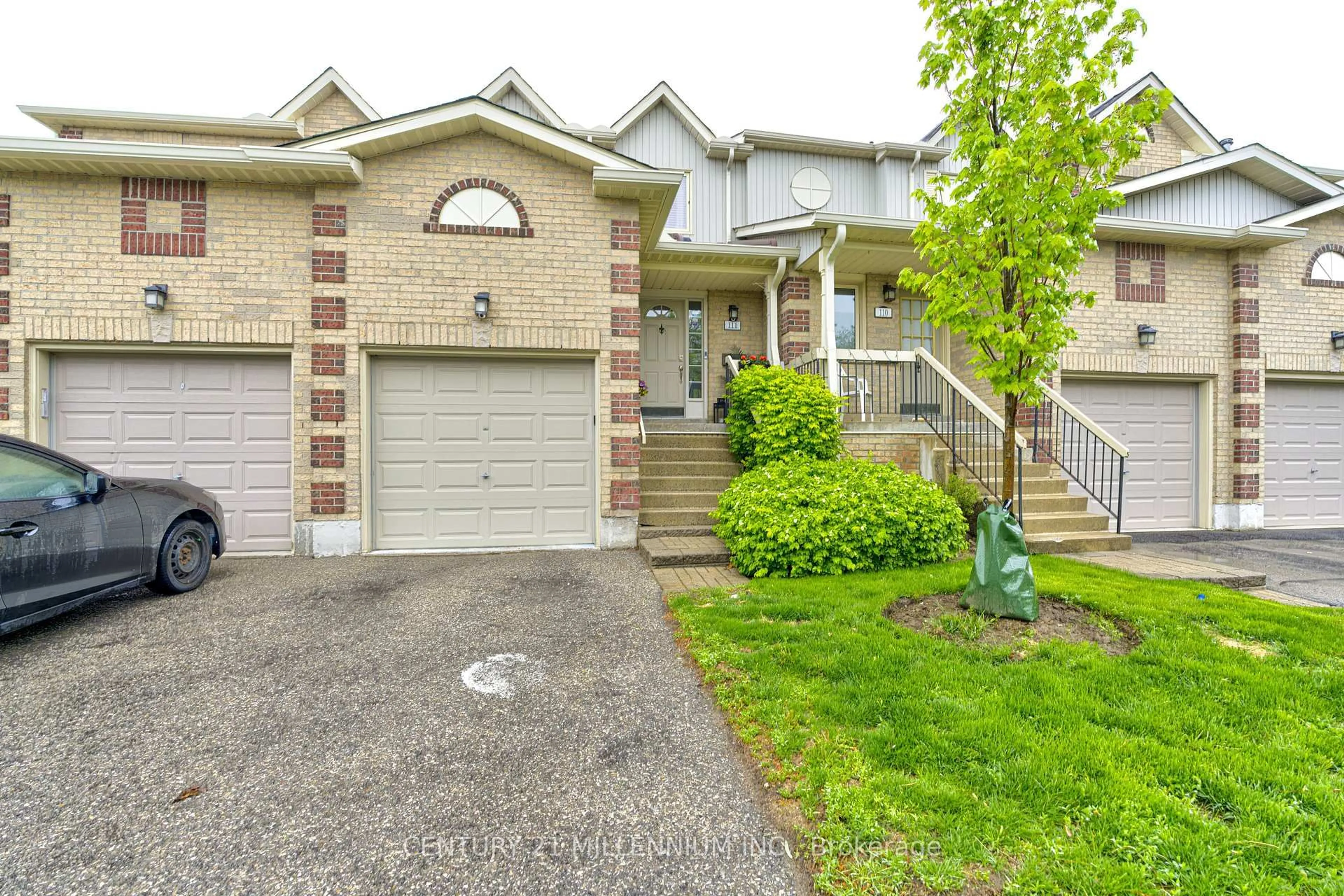 Unknown for 302 College Ave #111, Guelph Ontario N1G 4T6