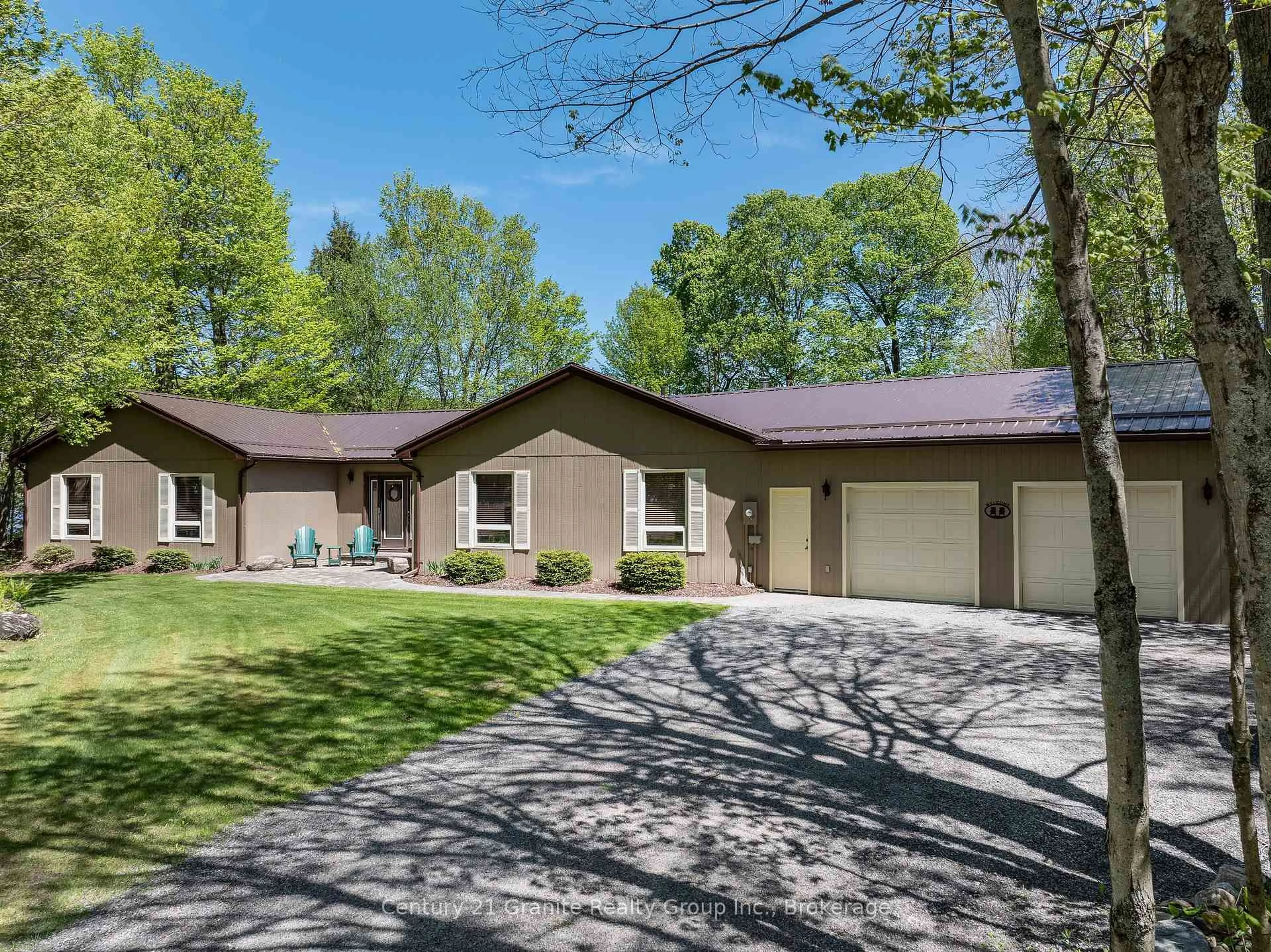 Home with vinyl exterior material, street for 1192 Elk Dr, Dysart et al Ontario K0M 1S0