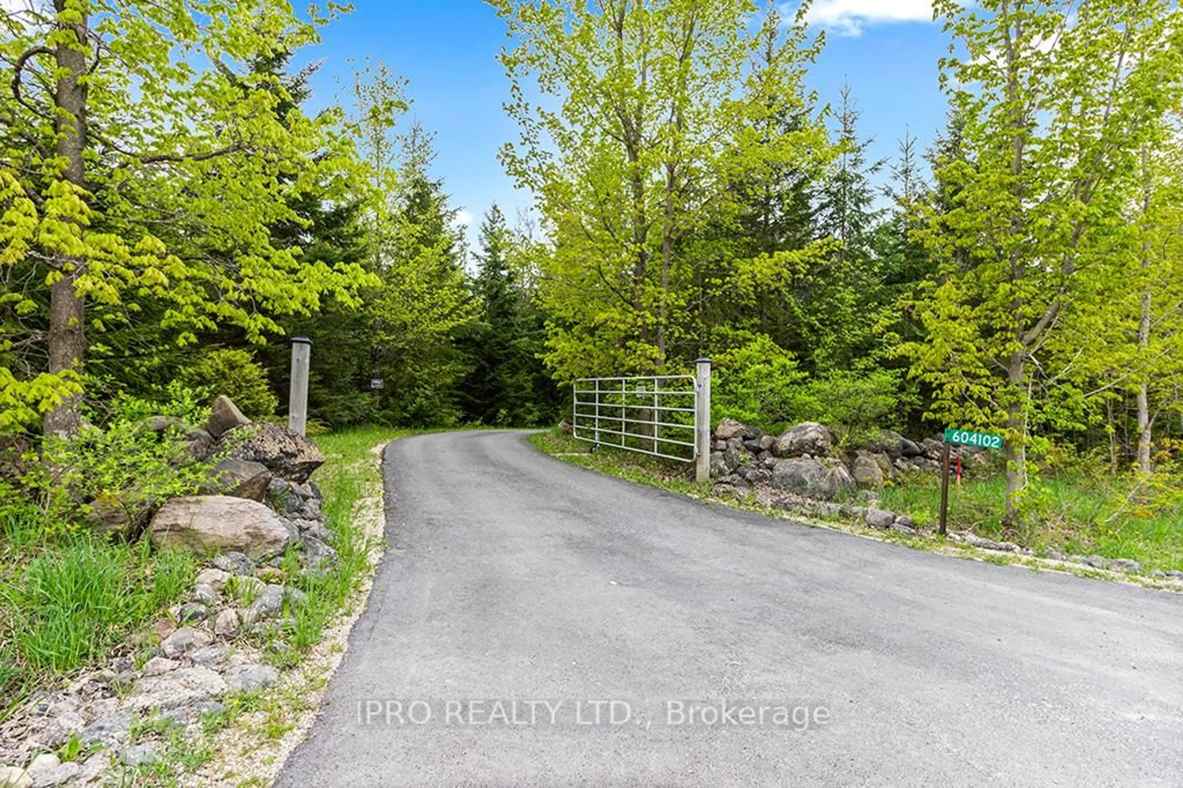 Unknown for 604102 Sideroad 60 N/A, Chatsworth Ontario N0H 1C0