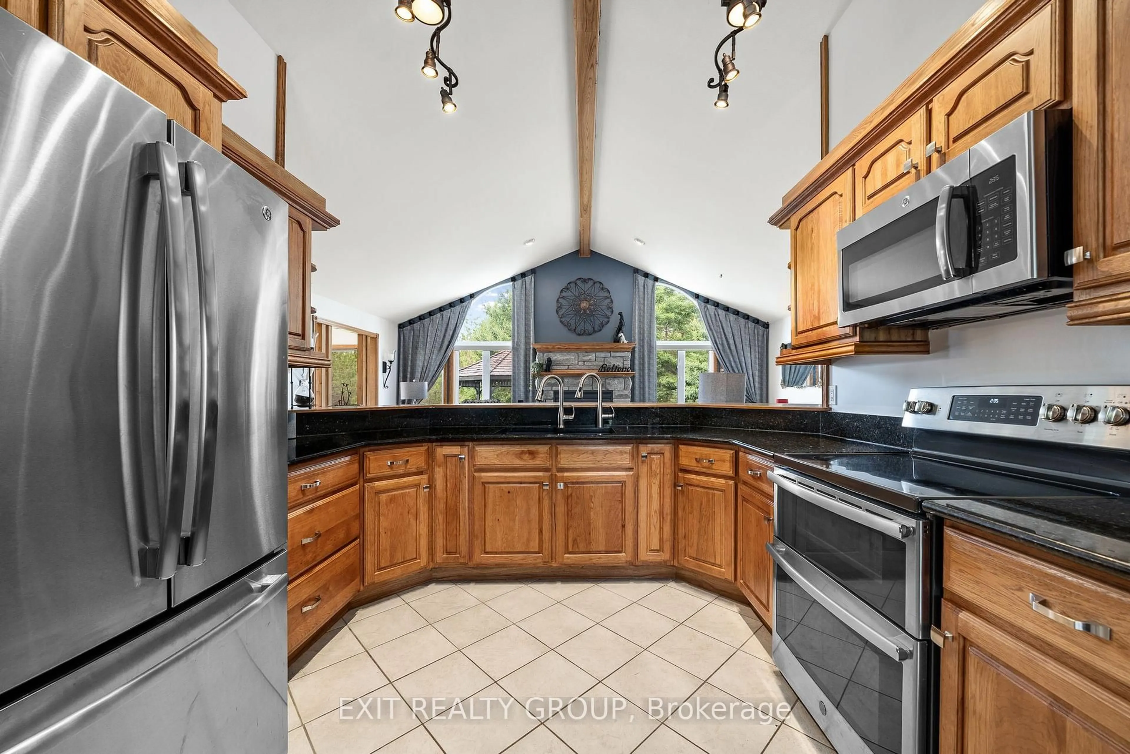 Open concept kitchen, ceramic/tile floor for 39 Woods Rd, Madoc Ontario K0K 2K0