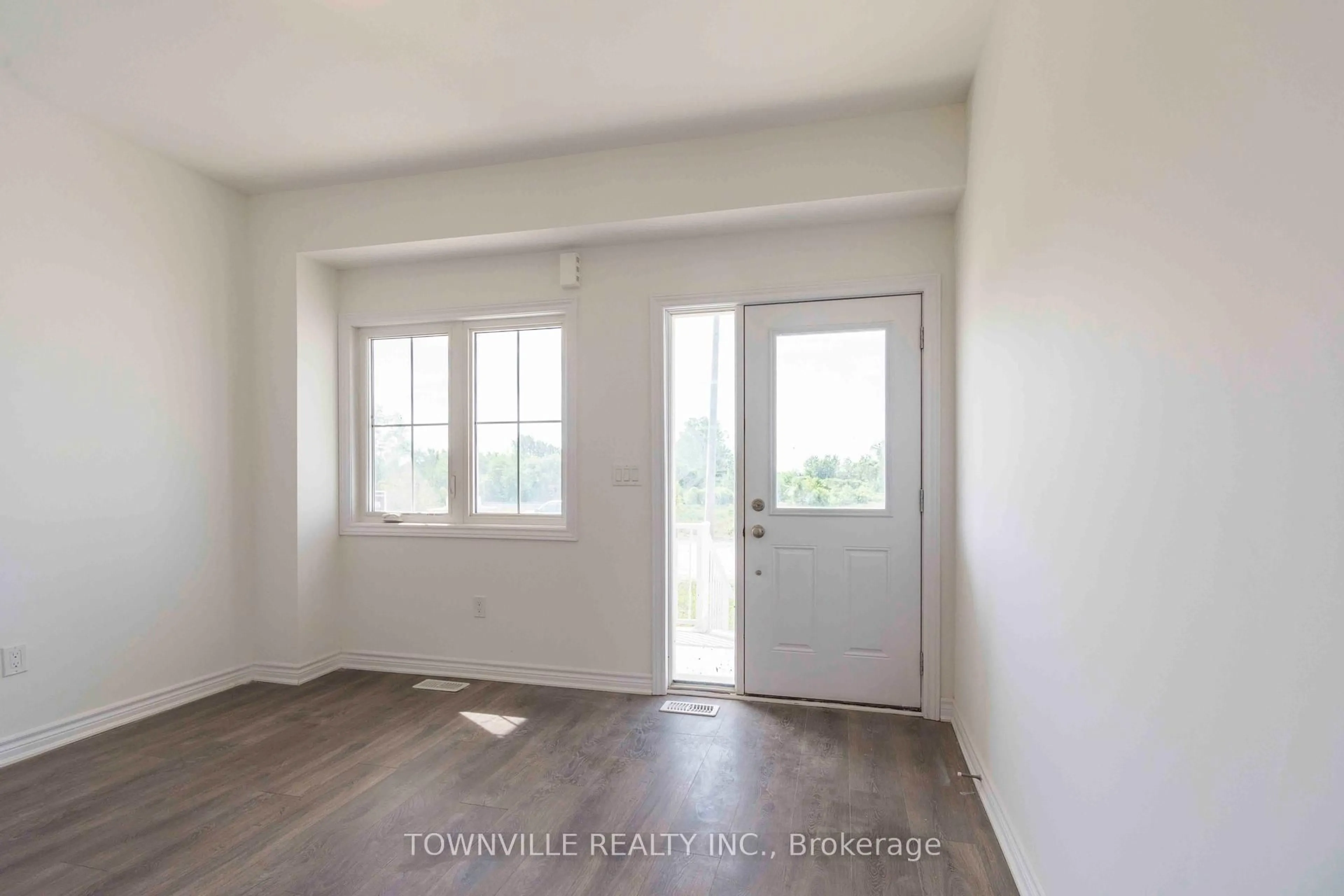 Unknown for 19 Glacier Cres, Belleville Ontario K8N 0T6