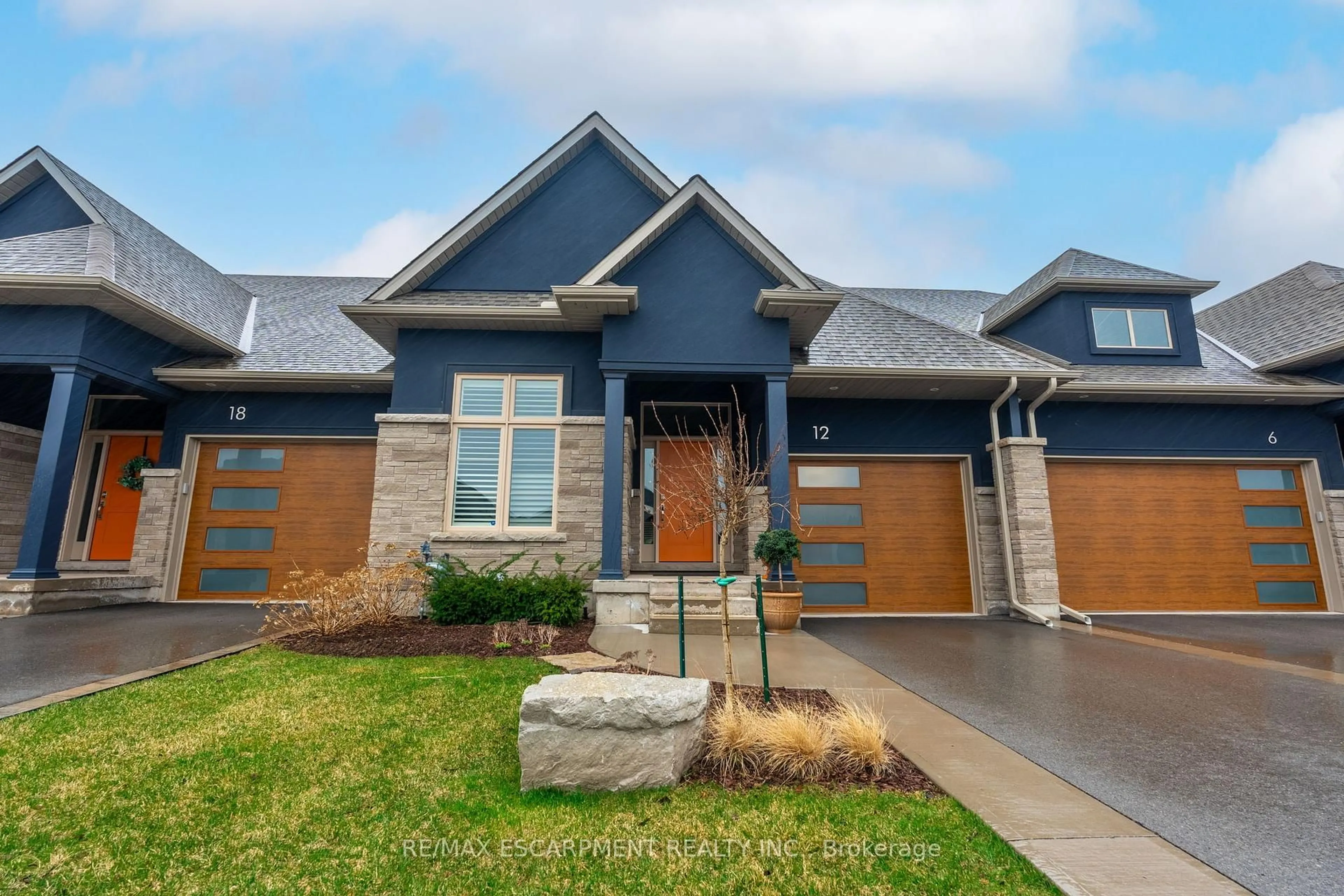 Home with brick exterior material, street for 12 Carrick Tr, Welland Ontario L3B 0E7