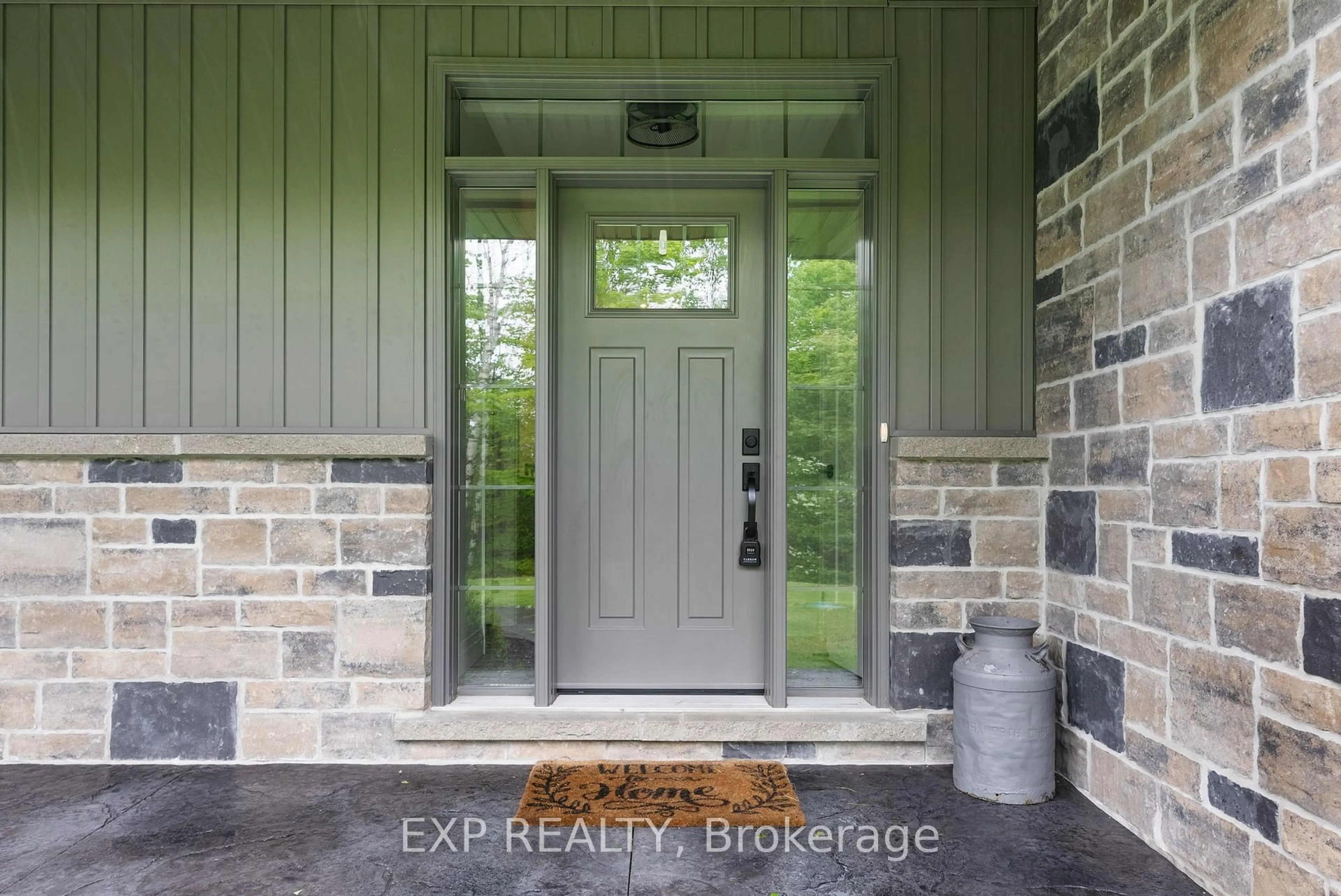 Indoor entryway for 386 Old Shelter Valley Rd, Cramahe Ontario K0K 2G0
