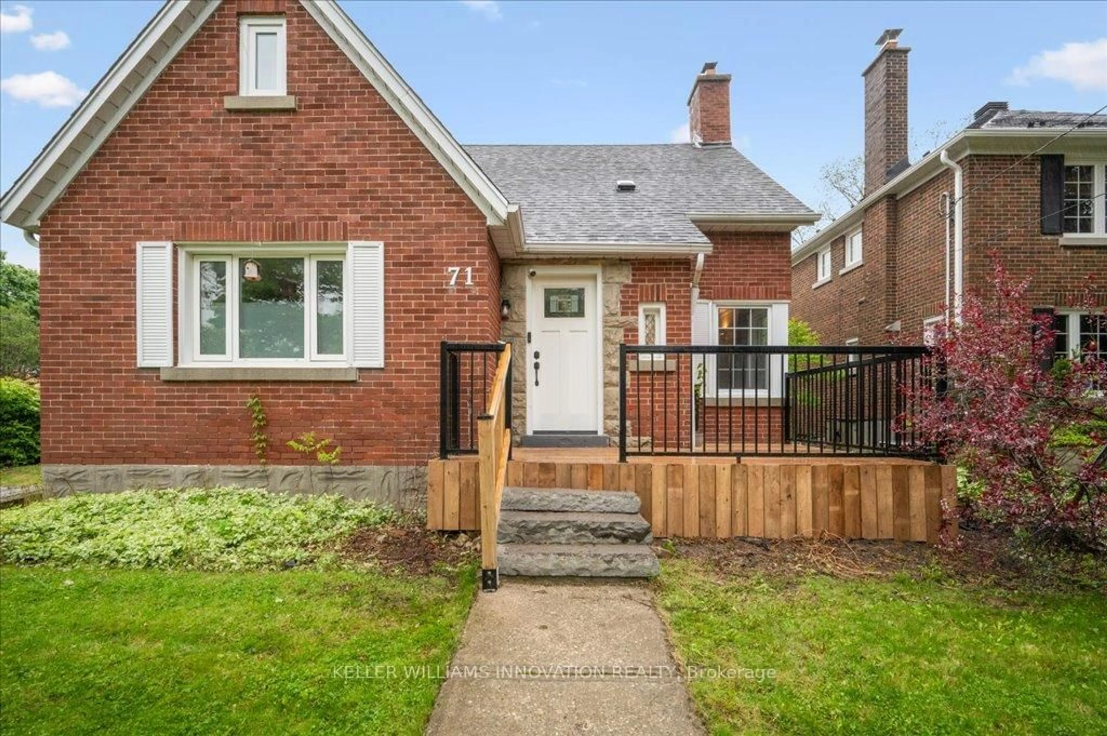 Home with brick exterior material, street for 71 Union St, Waterloo Ontario N2J 1B9