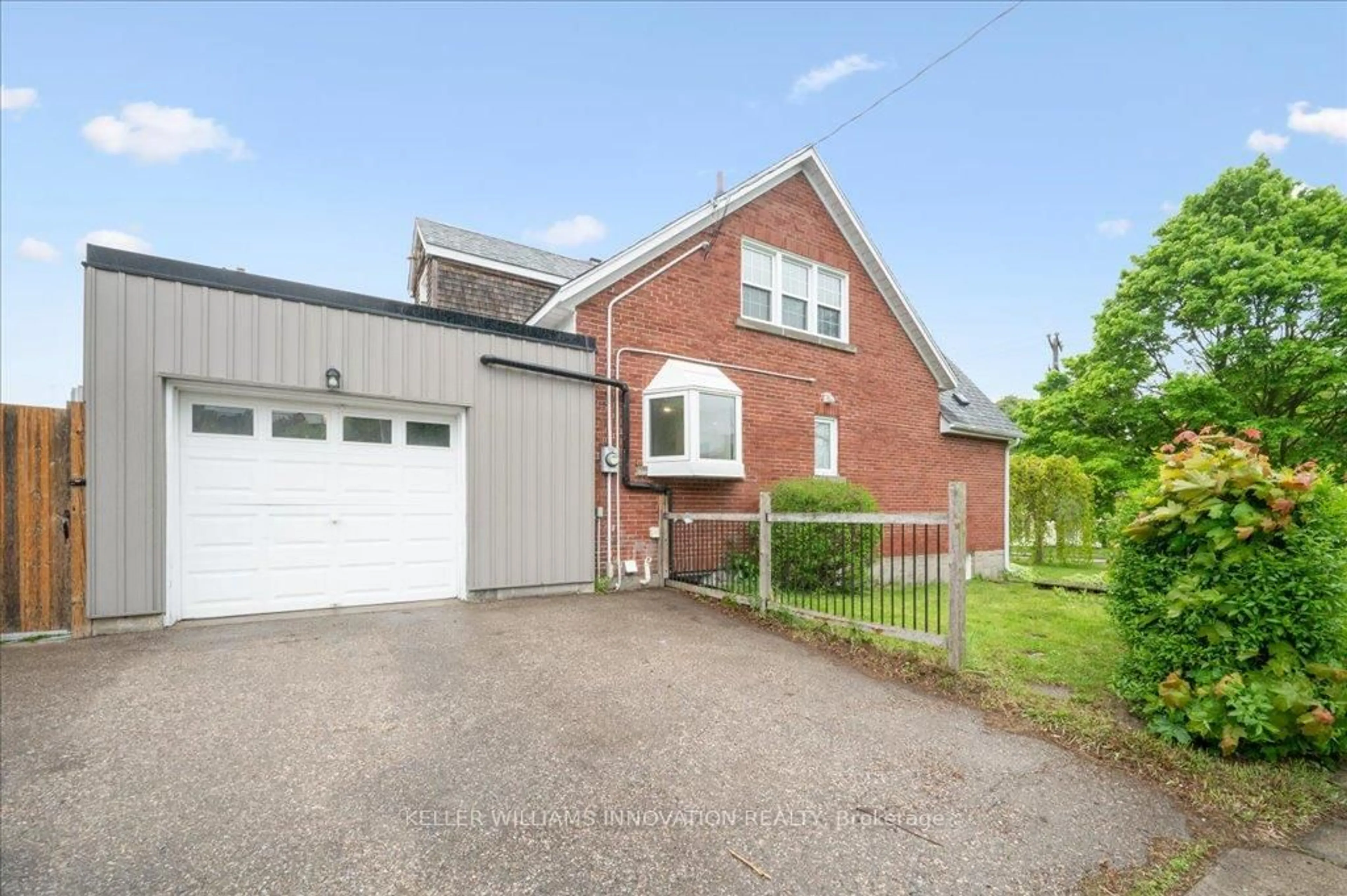 Home with brick exterior material, street for 71 Union St, Waterloo Ontario N2J 1B9