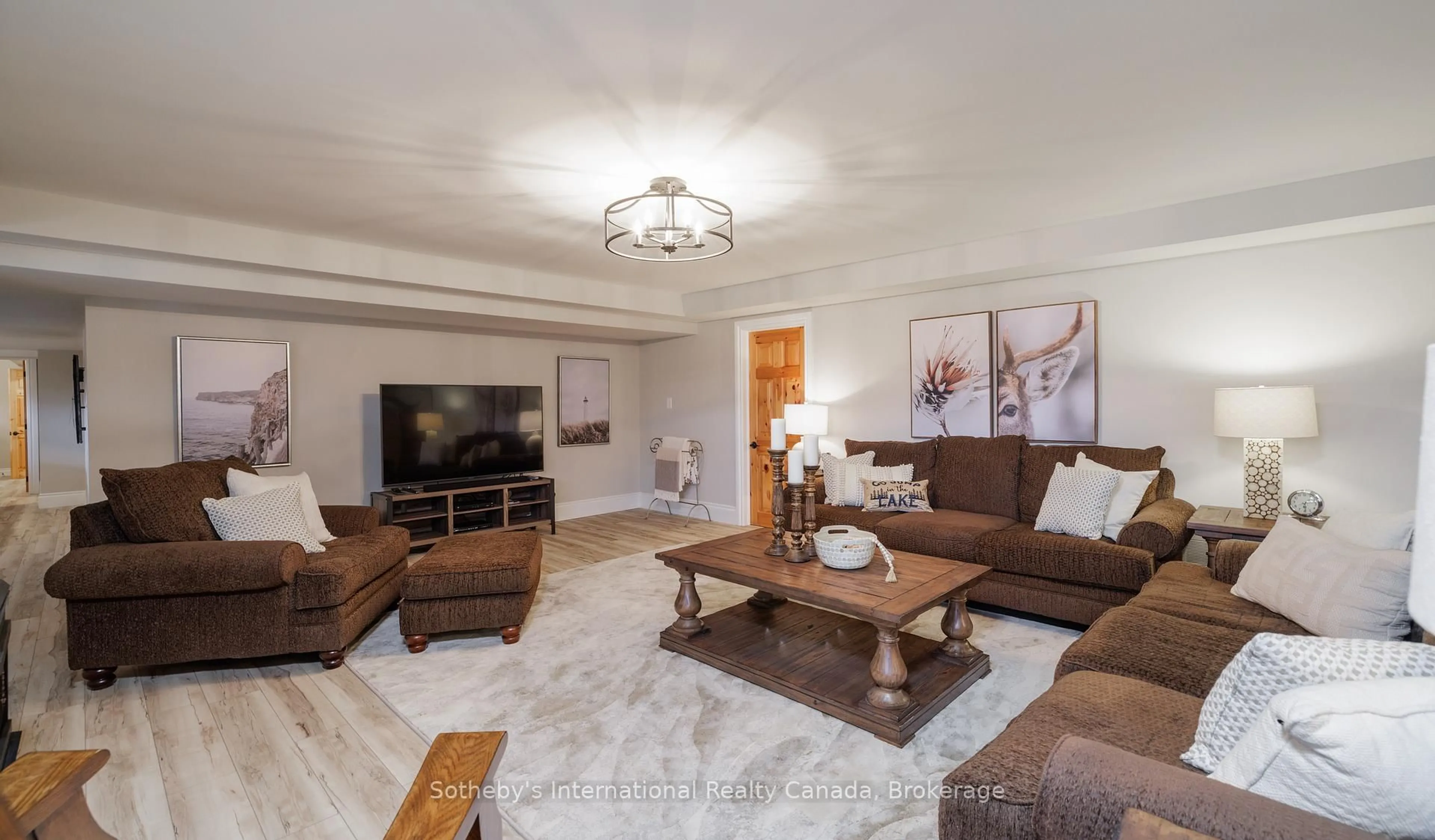Living room with furniture, unknown for 427 WEST BROWNS Rd, Huntsville Ontario P1H 0J2