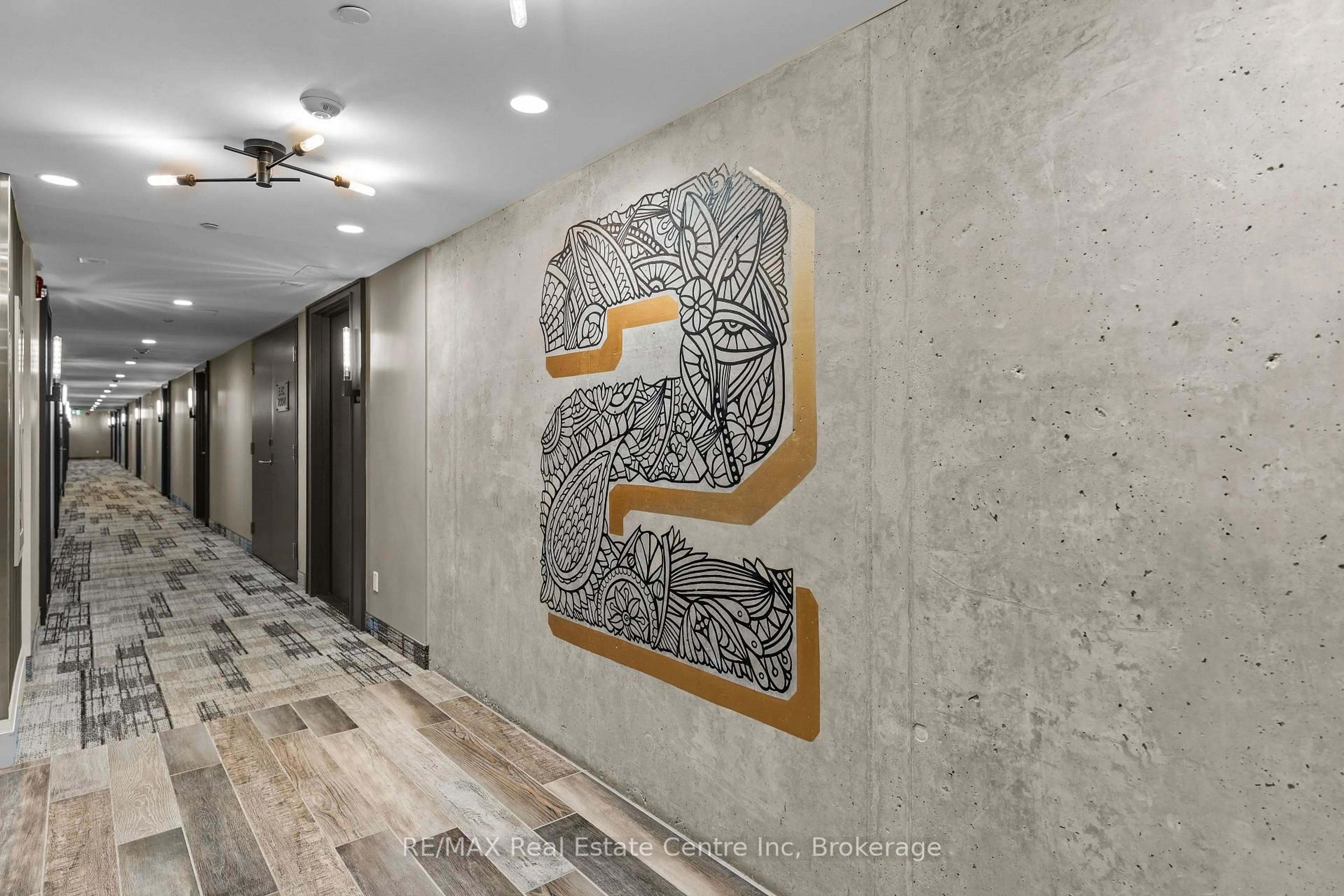 Unknown for 63 Arthur St #201, Guelph Ontario N1H 4C1