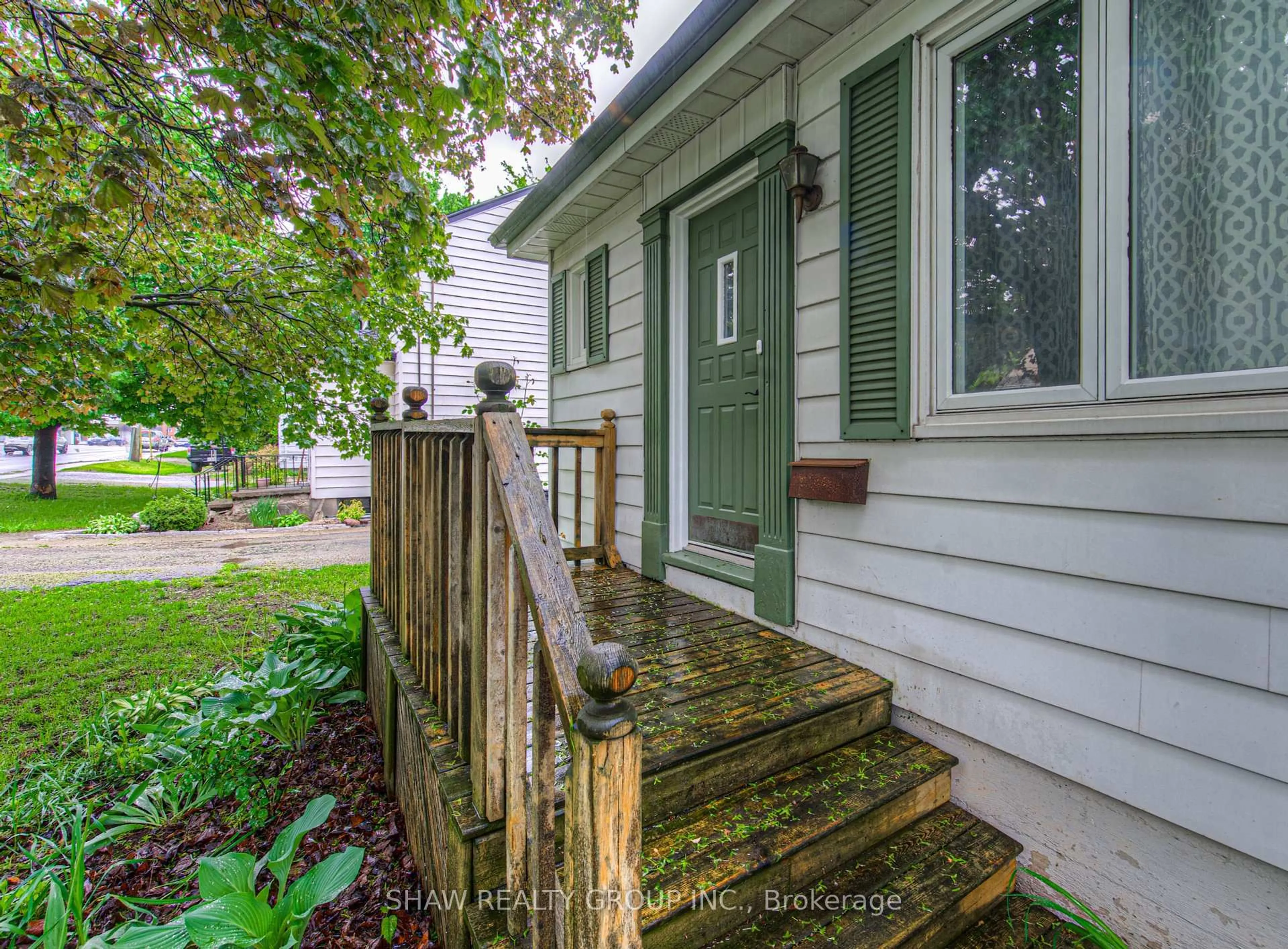 Unknown for 84 Cedar St, Woodstock Ontario N4S 3P8