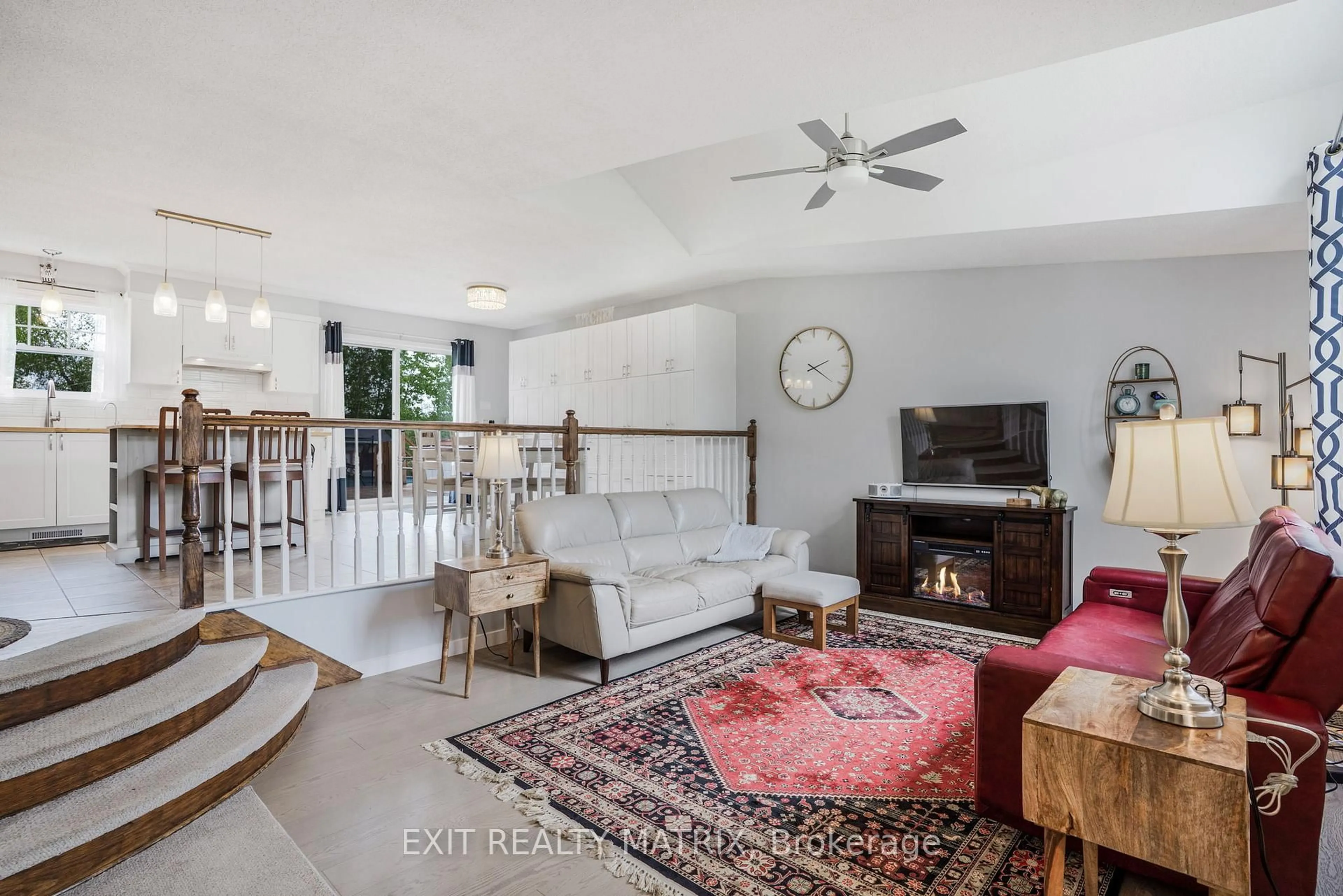 Living room with furniture, unknown for 2140 Bedard St, Champlain Ontario K6A 2R2