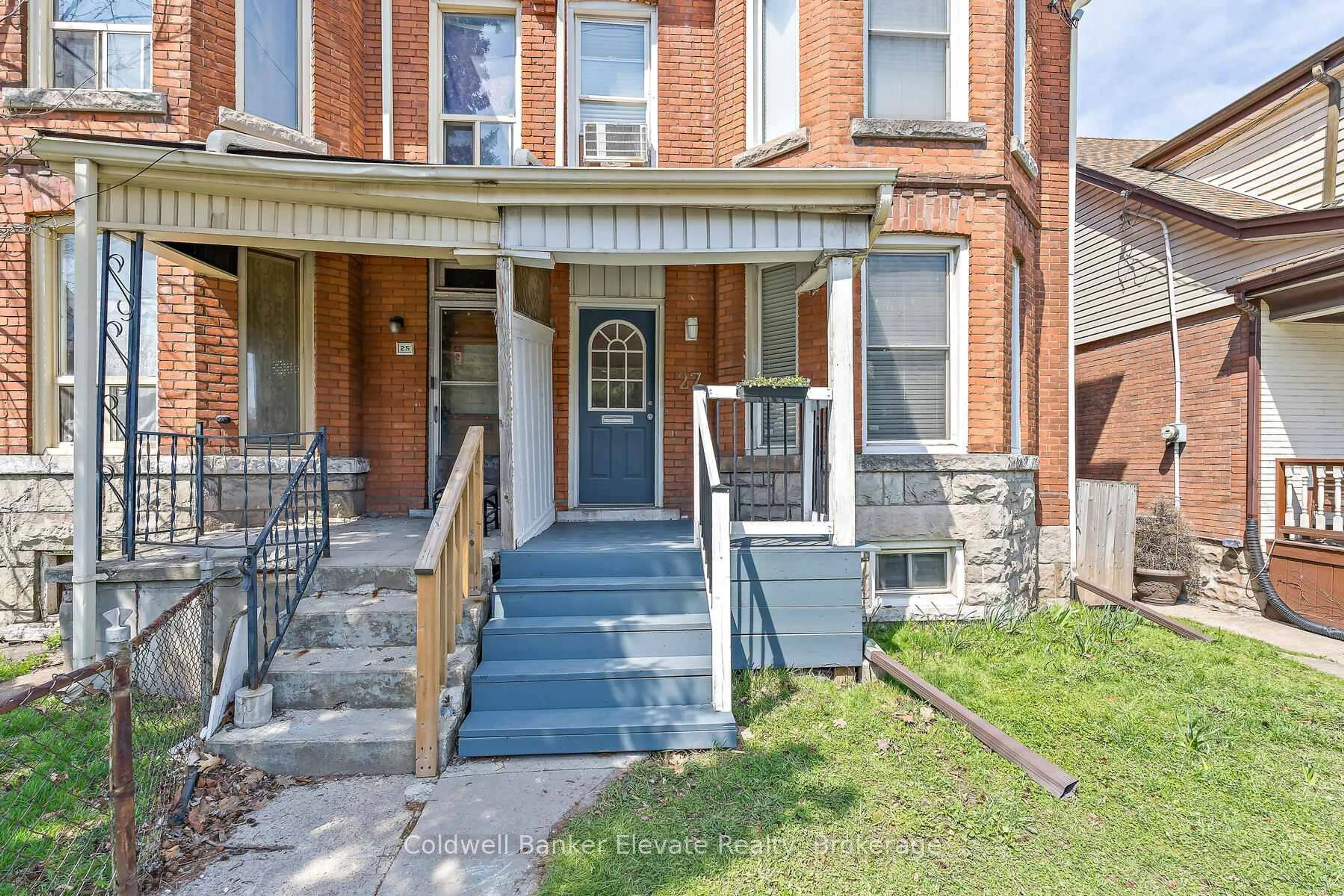 Home with brick exterior material, street for 27 Tisdale St, Hamilton Ontario L8L 5M3