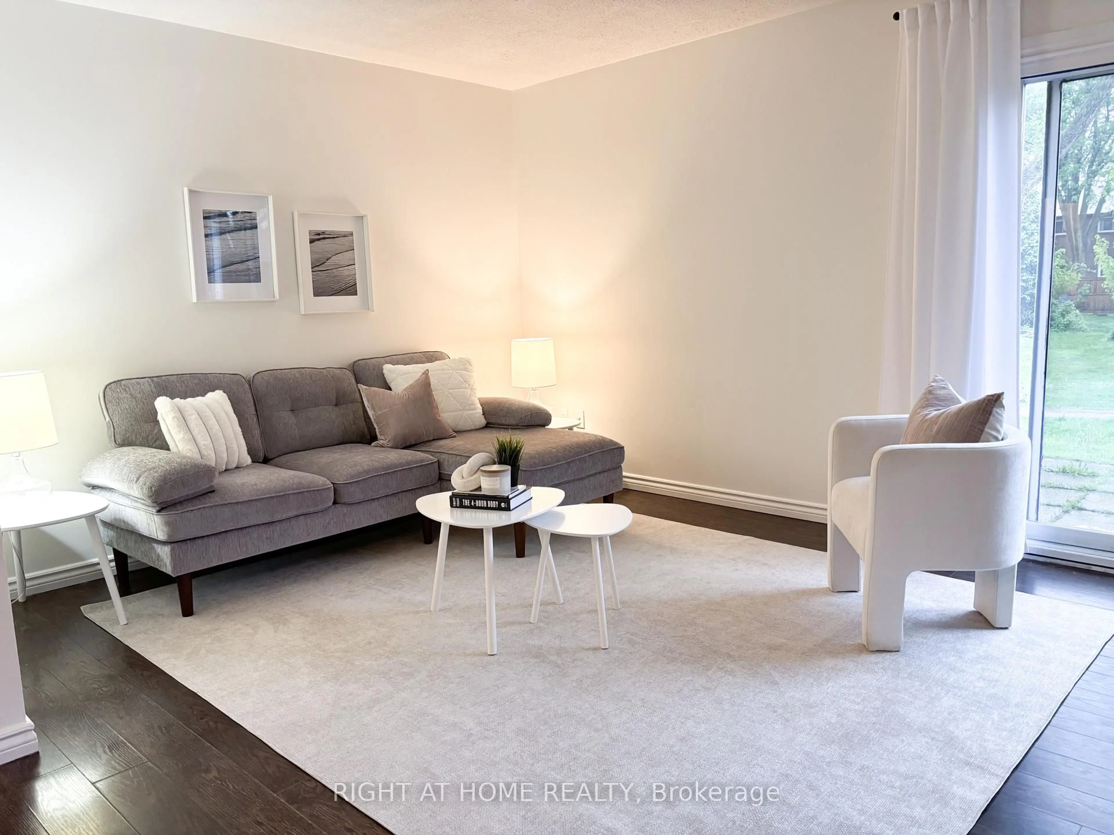 Living room with furniture, unknown for 30 Regent Ave #37A, Hamilton Ontario L9B 1B3