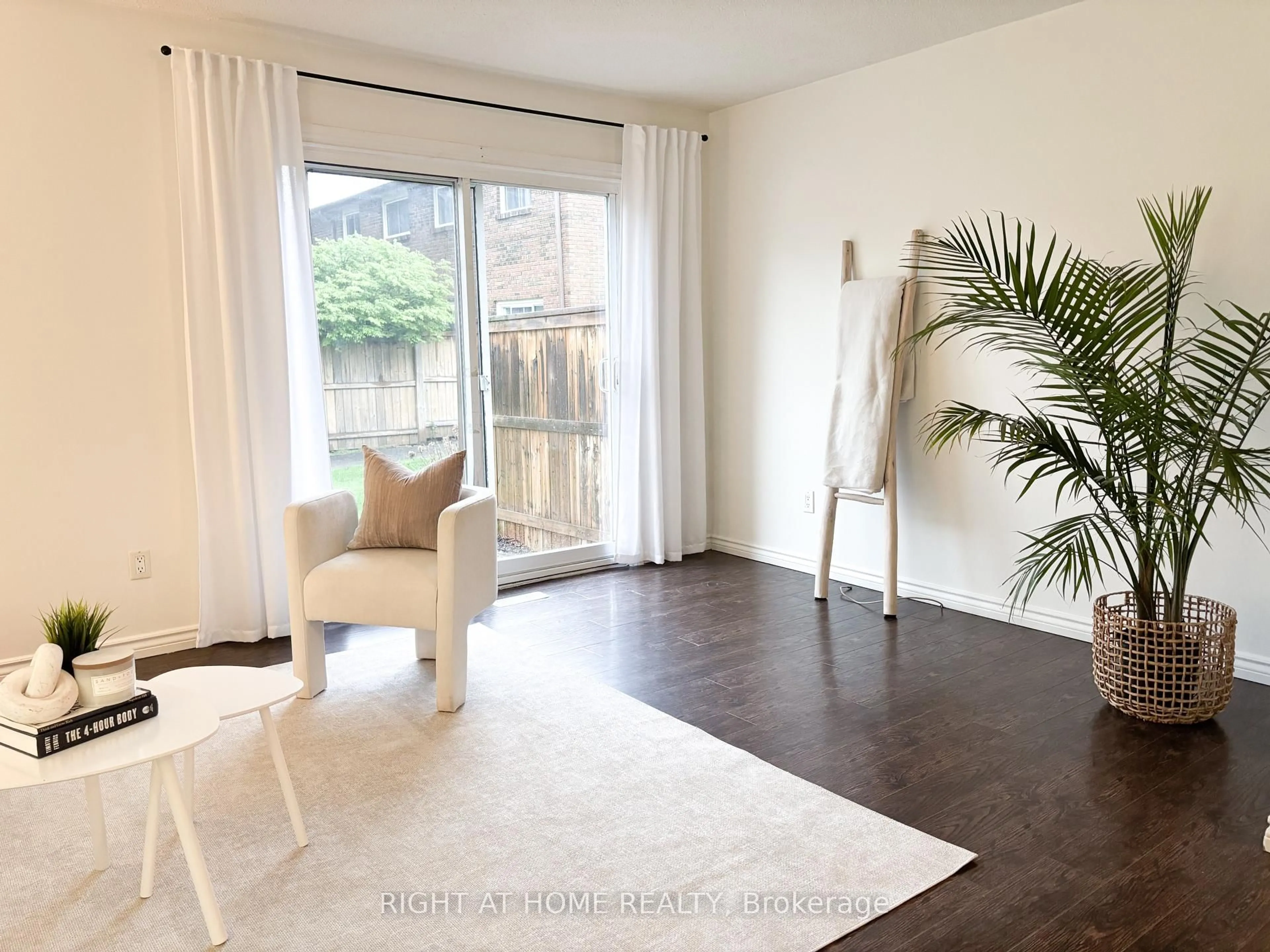 Unknown for 30 Regent Ave #37A, Hamilton Ontario L9B 1B3