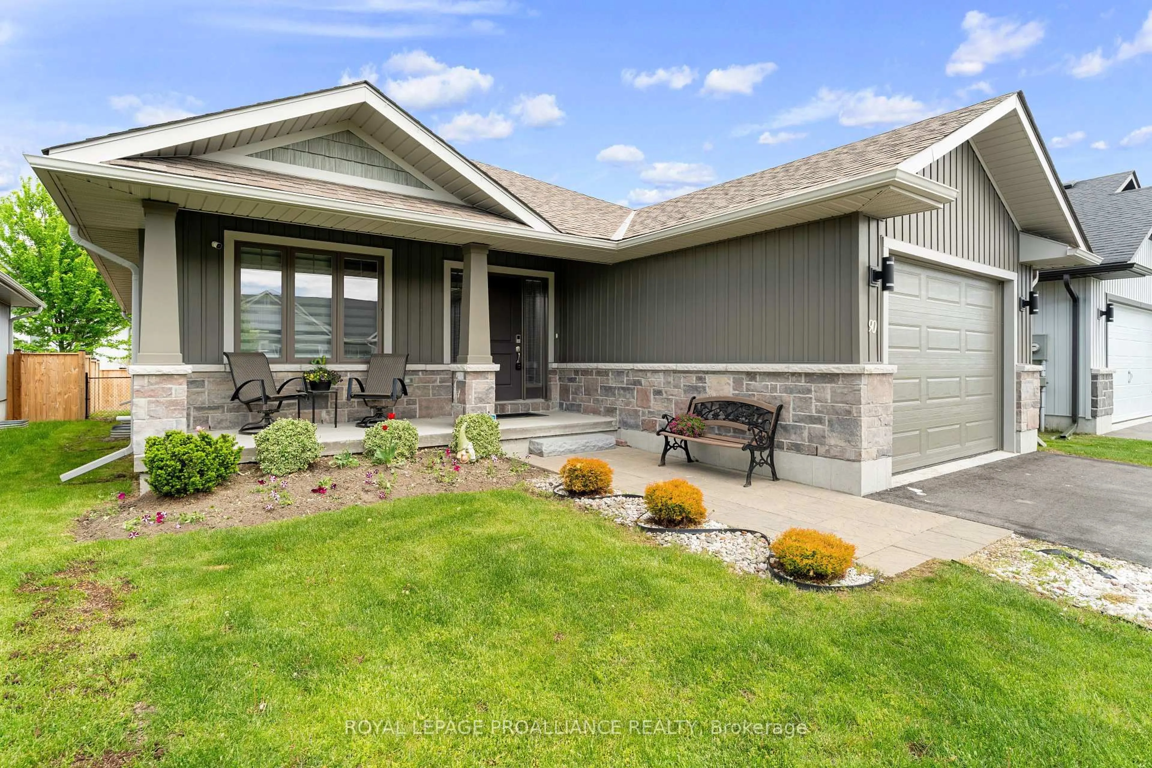 Home with vinyl exterior material, street for 90 Aldersgate Dr, Belleville Ontario K8P 4W9