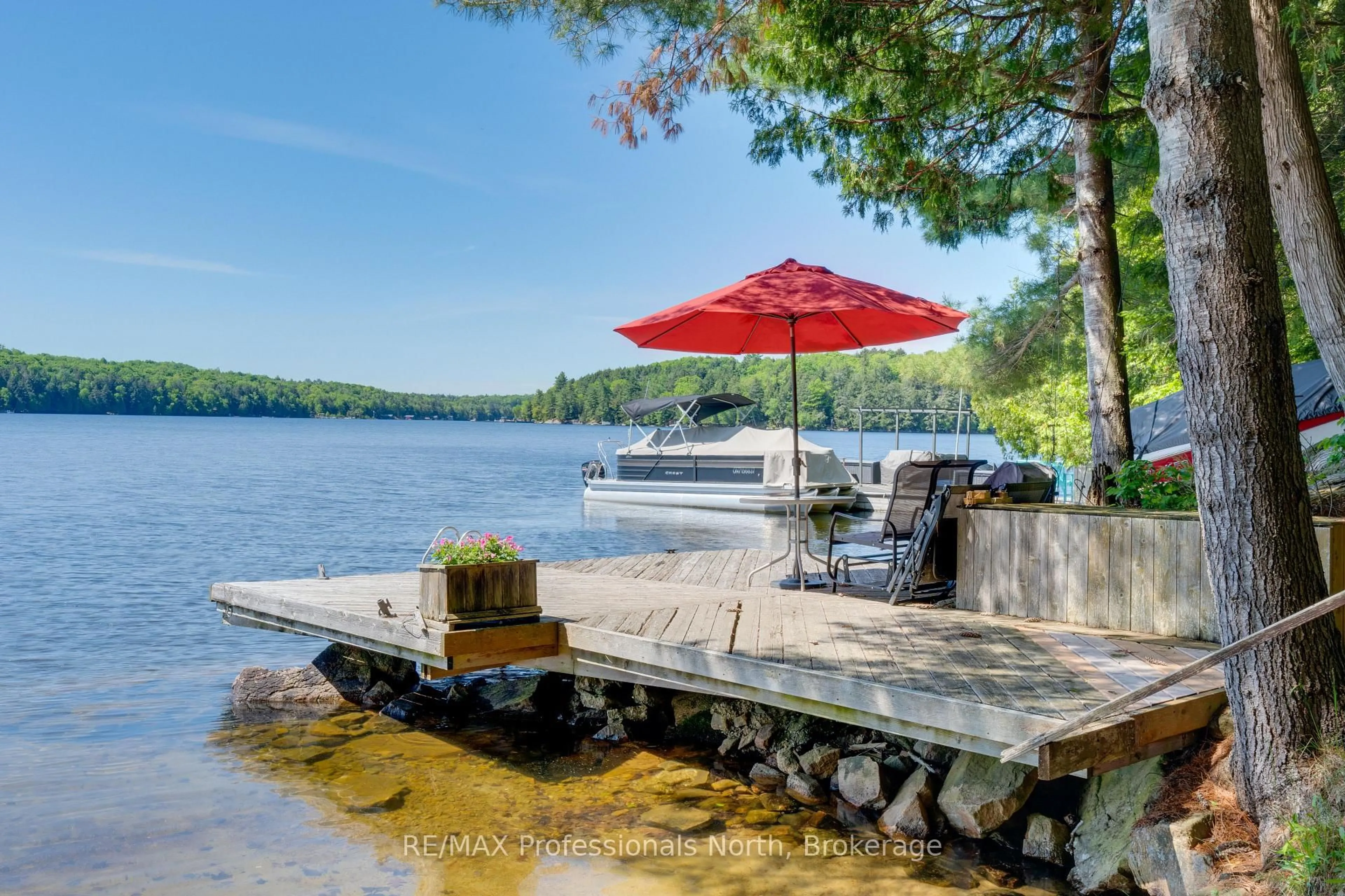 Patio, water/lake/river/ocean view for 1014 REID Lane, Lake of Bays Ontario P0A 1H0