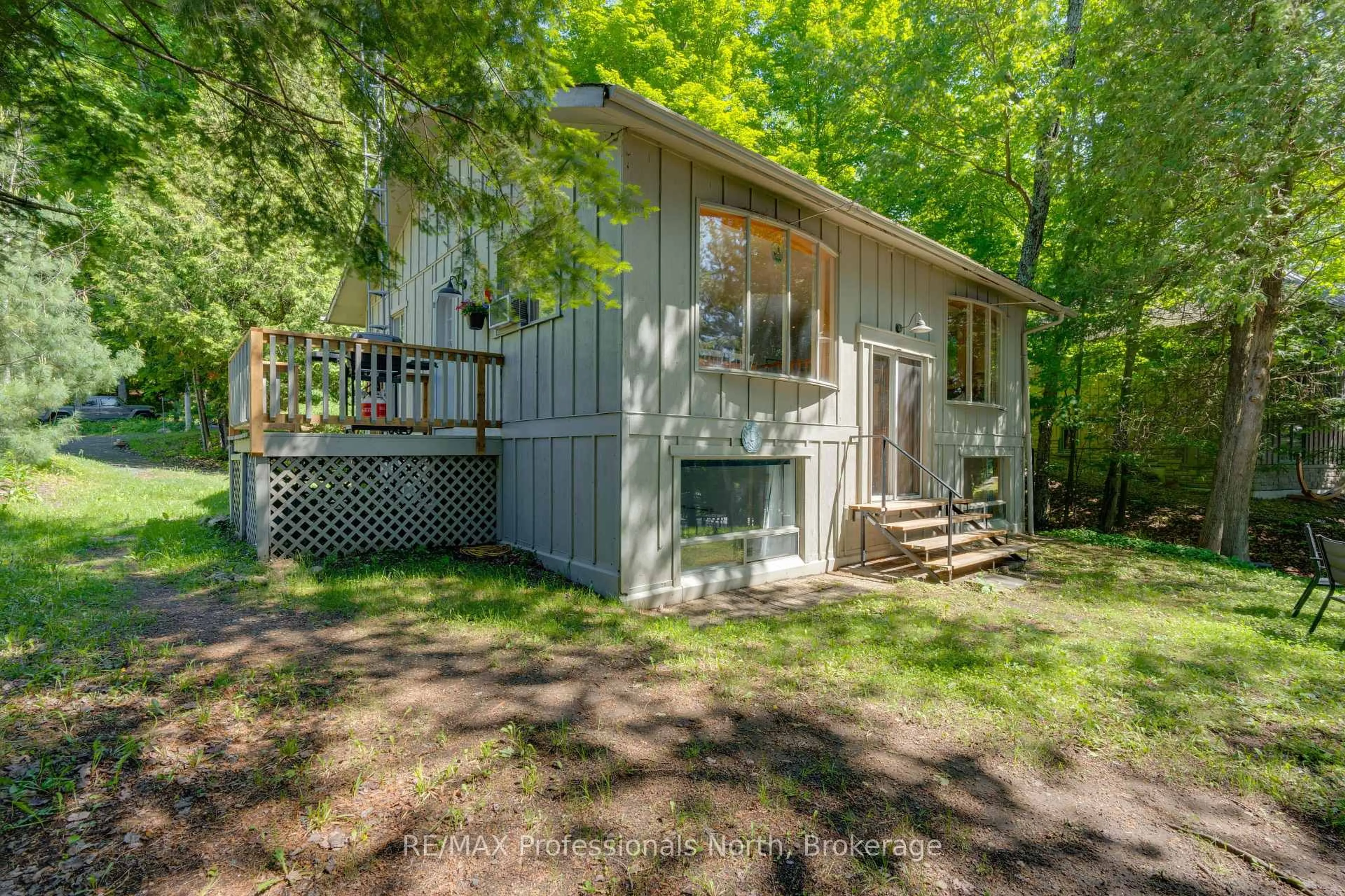 Shed for 1014 REID Lane, Lake of Bays Ontario P0A 1H0