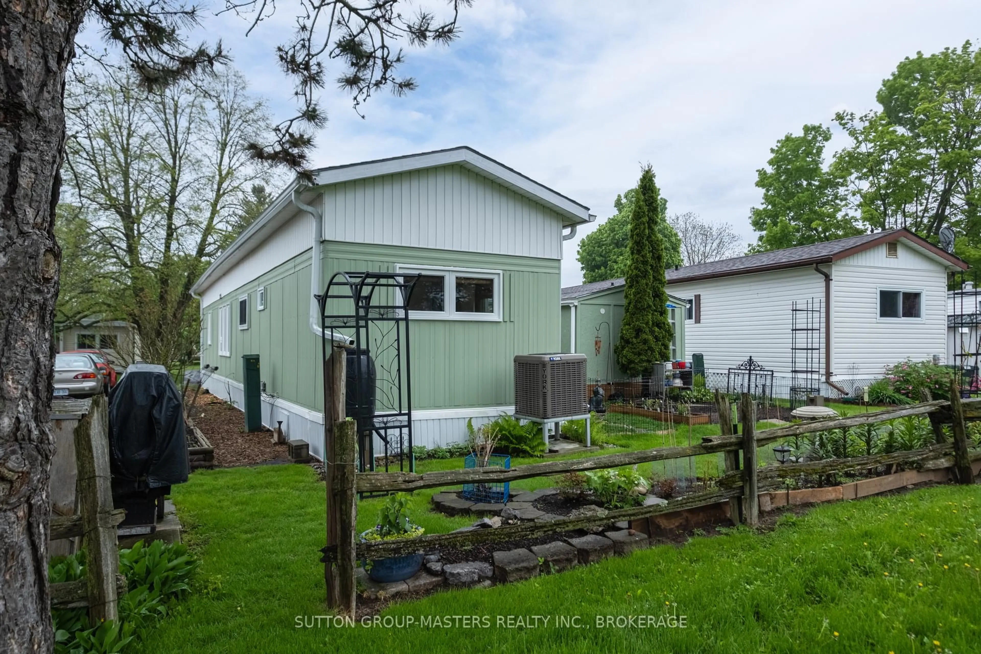 Unknown for 7 Wentworth Dr, Kingston Ontario K7K 5E1