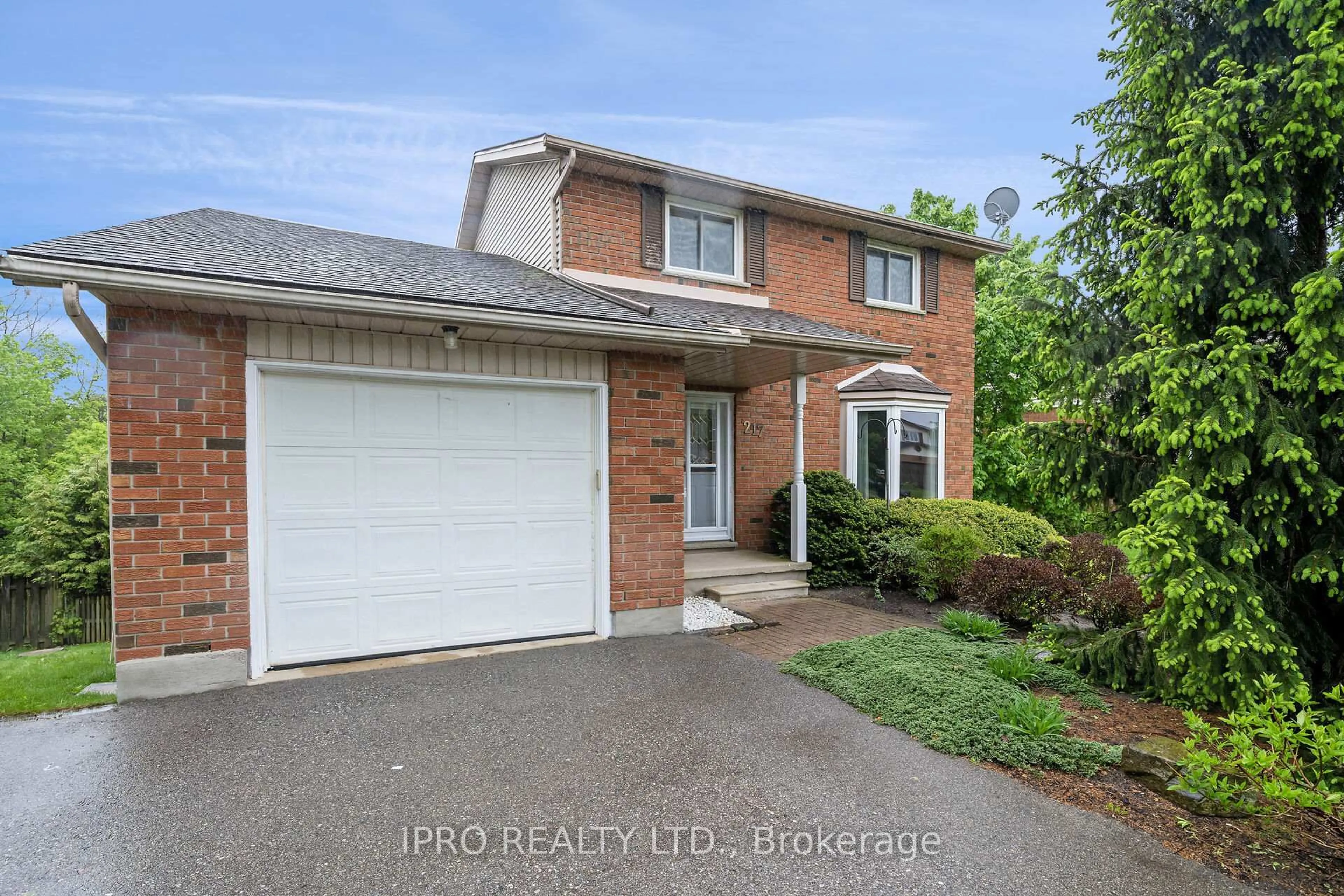 Home with brick exterior material, street for 217 Christie St, Guelph/Eramosa Ontario N0B 2K0