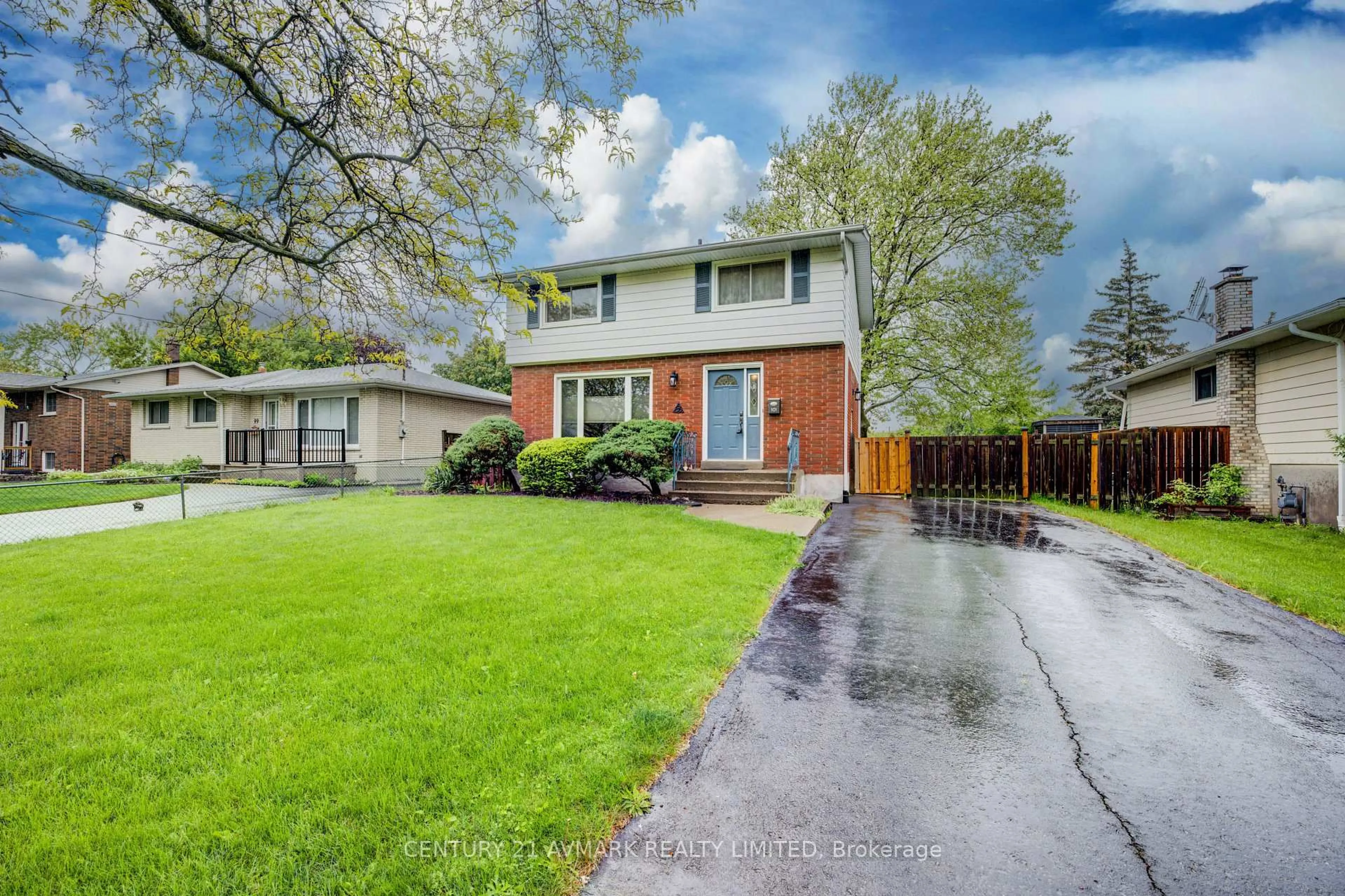 Unknown for 101 Meredith Dr, St. Catharines Ontario L2M 6C5
