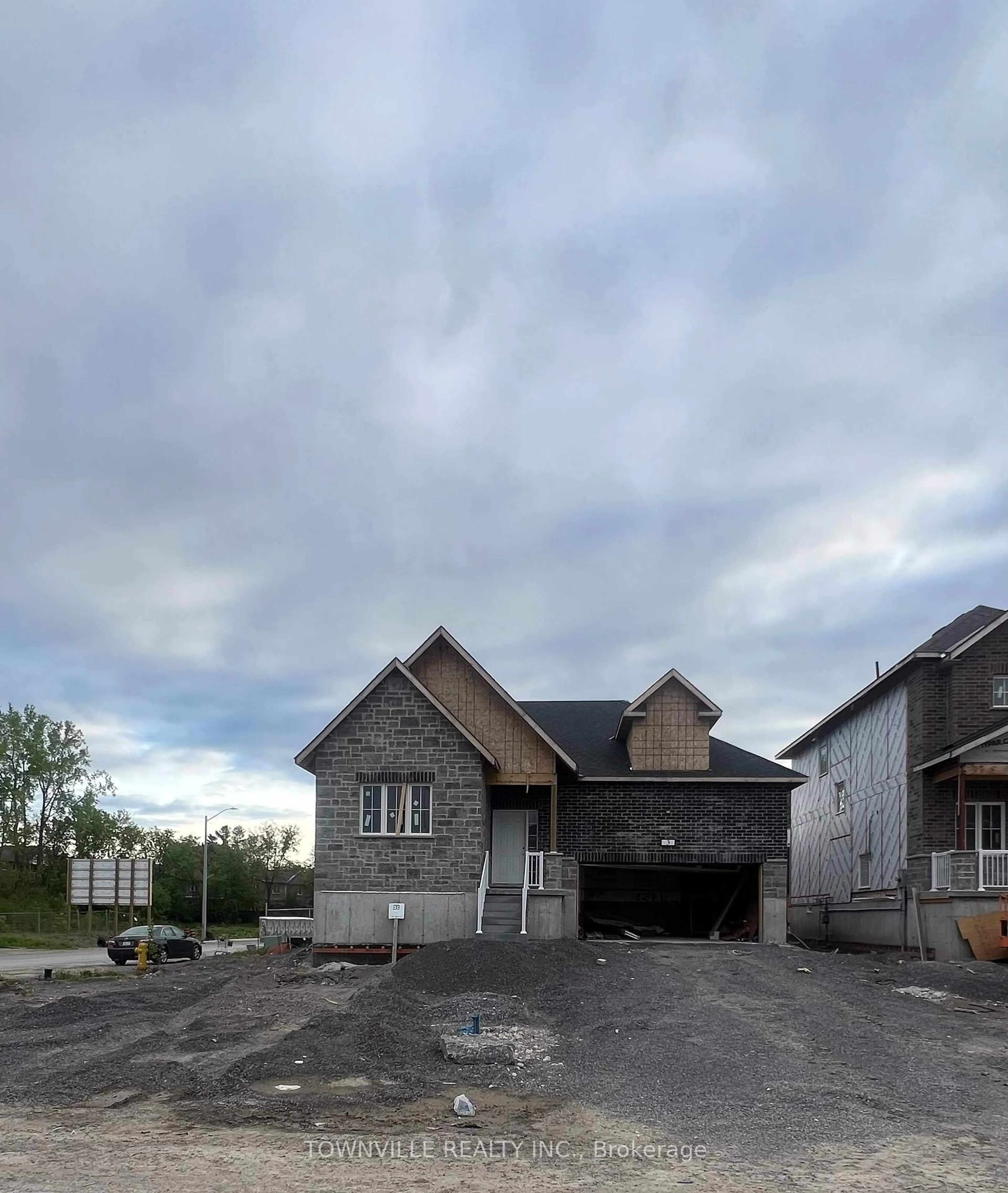 Shed for 3 Bradden Cres, Belleville Ontario K8N 0T8