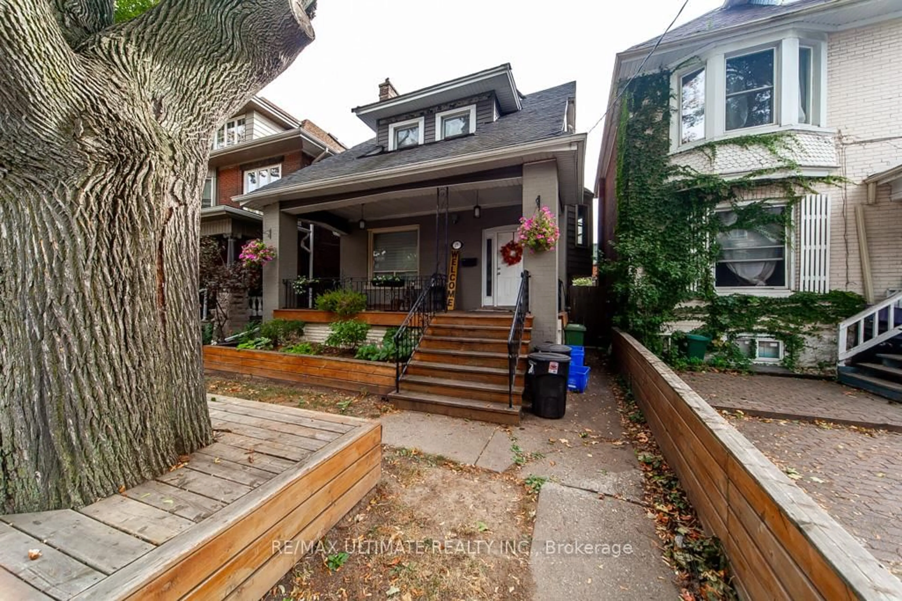 Unknown for 17 Fairleigh Ave, Hamilton Ontario L8M 2K1