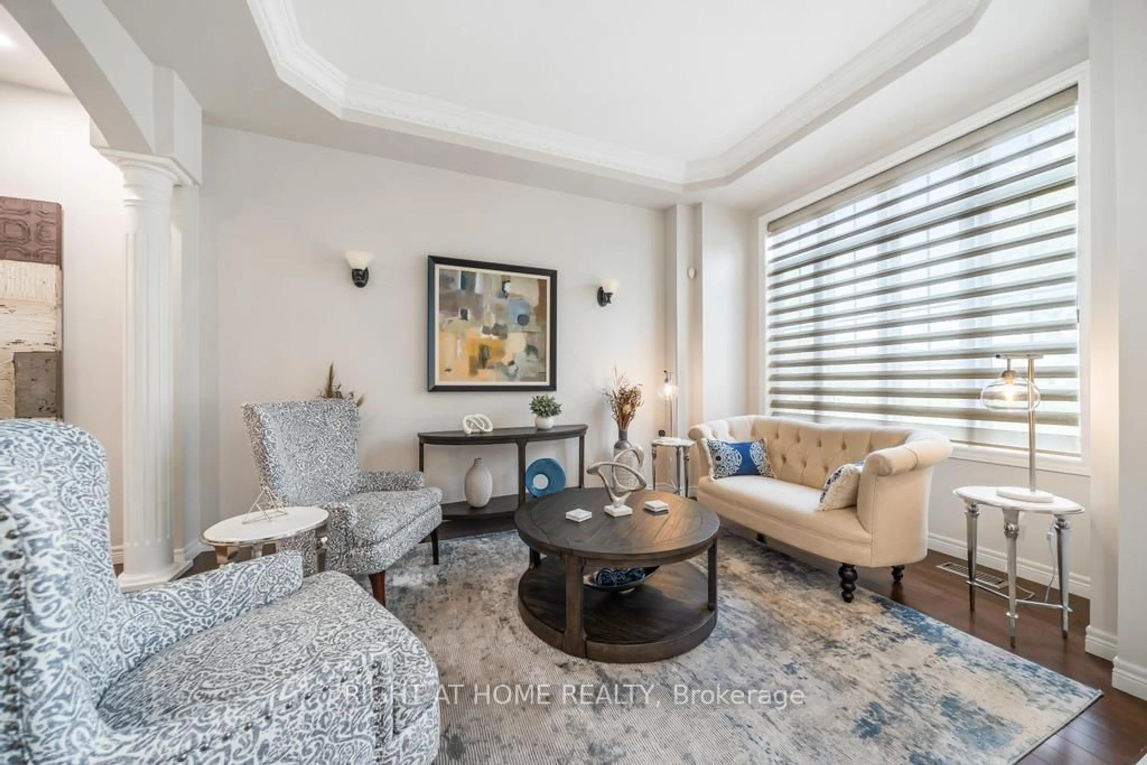 Living room with furniture, unknown for 248 Cloverleaf Dr, Hamilton Ontario L9K 1T2