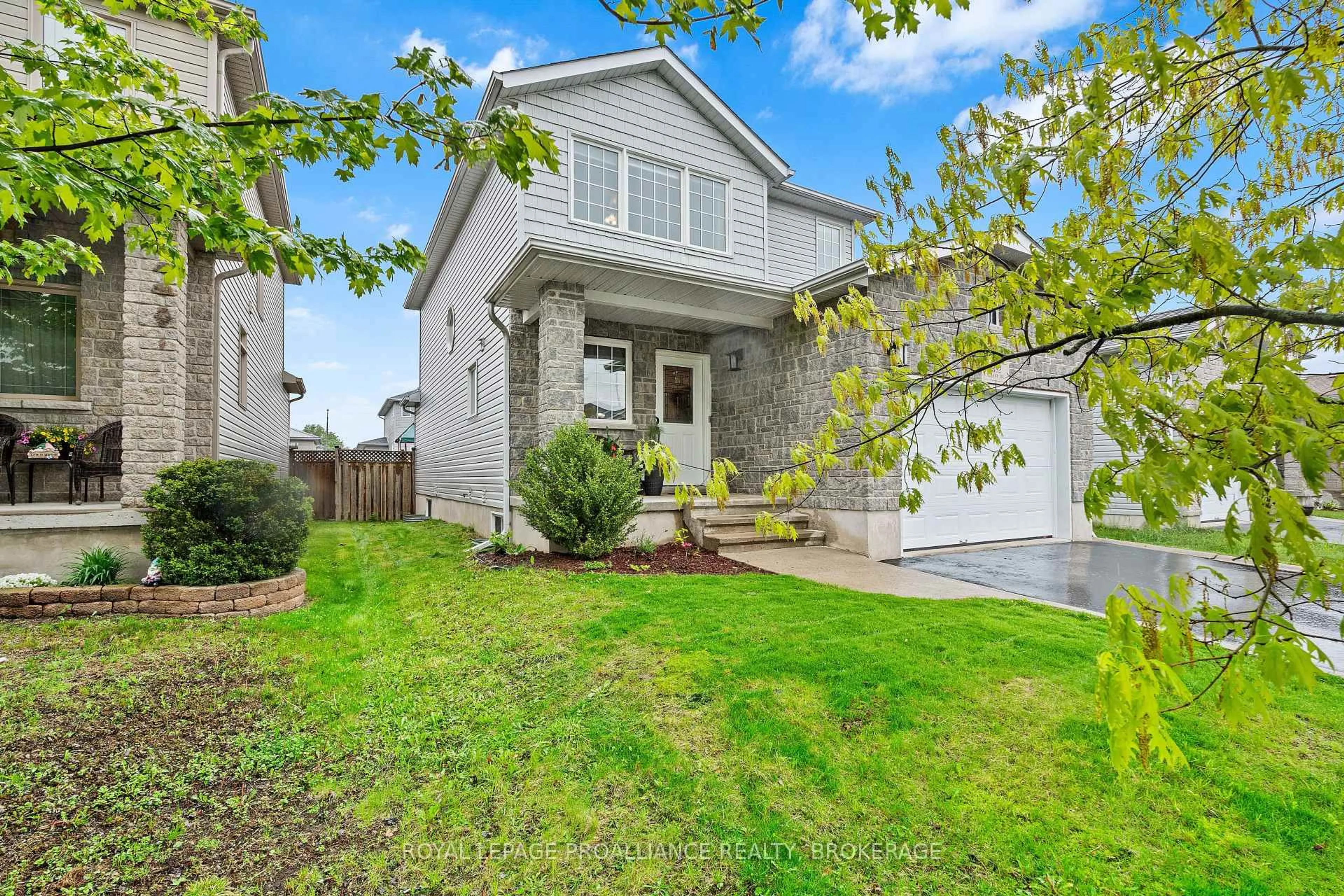 Unknown for 1482 Albany Dr, Kingston Ontario K7P 0B8