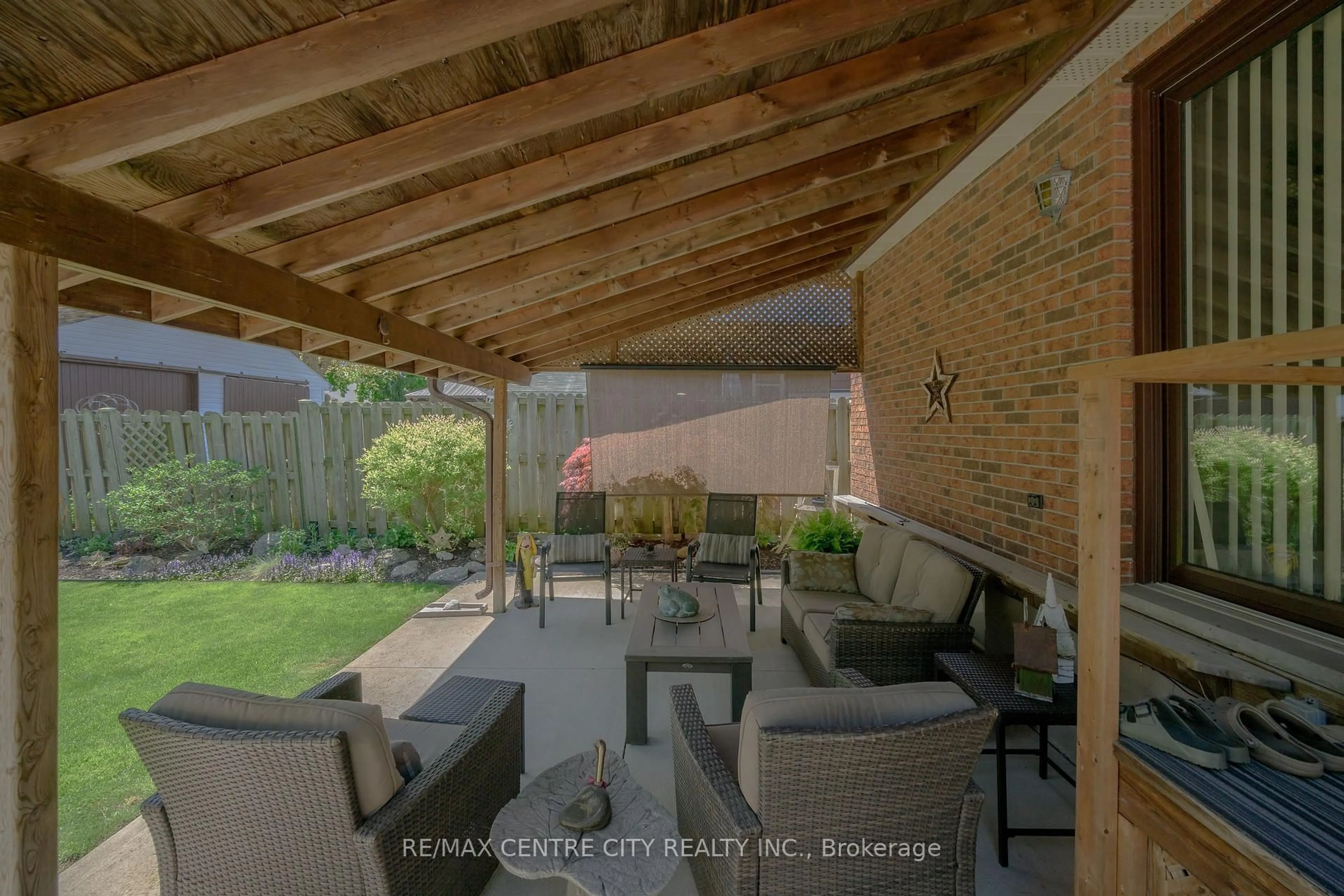 Patio, street for 25 Abbott St, London East Ontario N5W 2K8