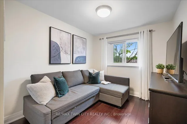 Additional property image - 51 Paulander Dr Unit 101
