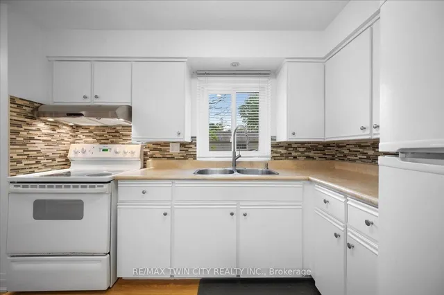 Additional property image - 51 Paulander Dr Unit 101