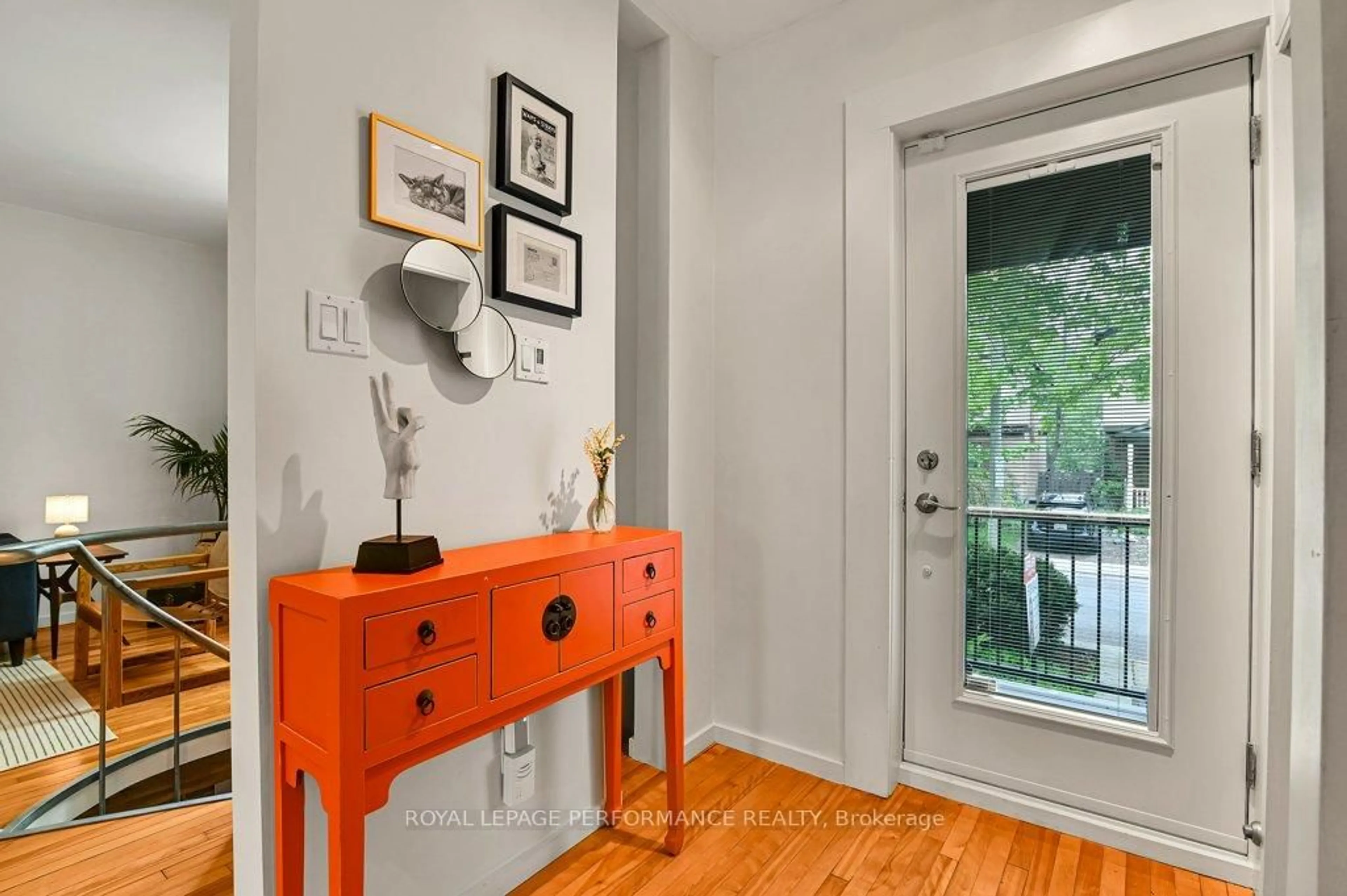 Indoor entryway for 348 1/2 Daly Ave, Ottawa Ontario K1N 6G6
