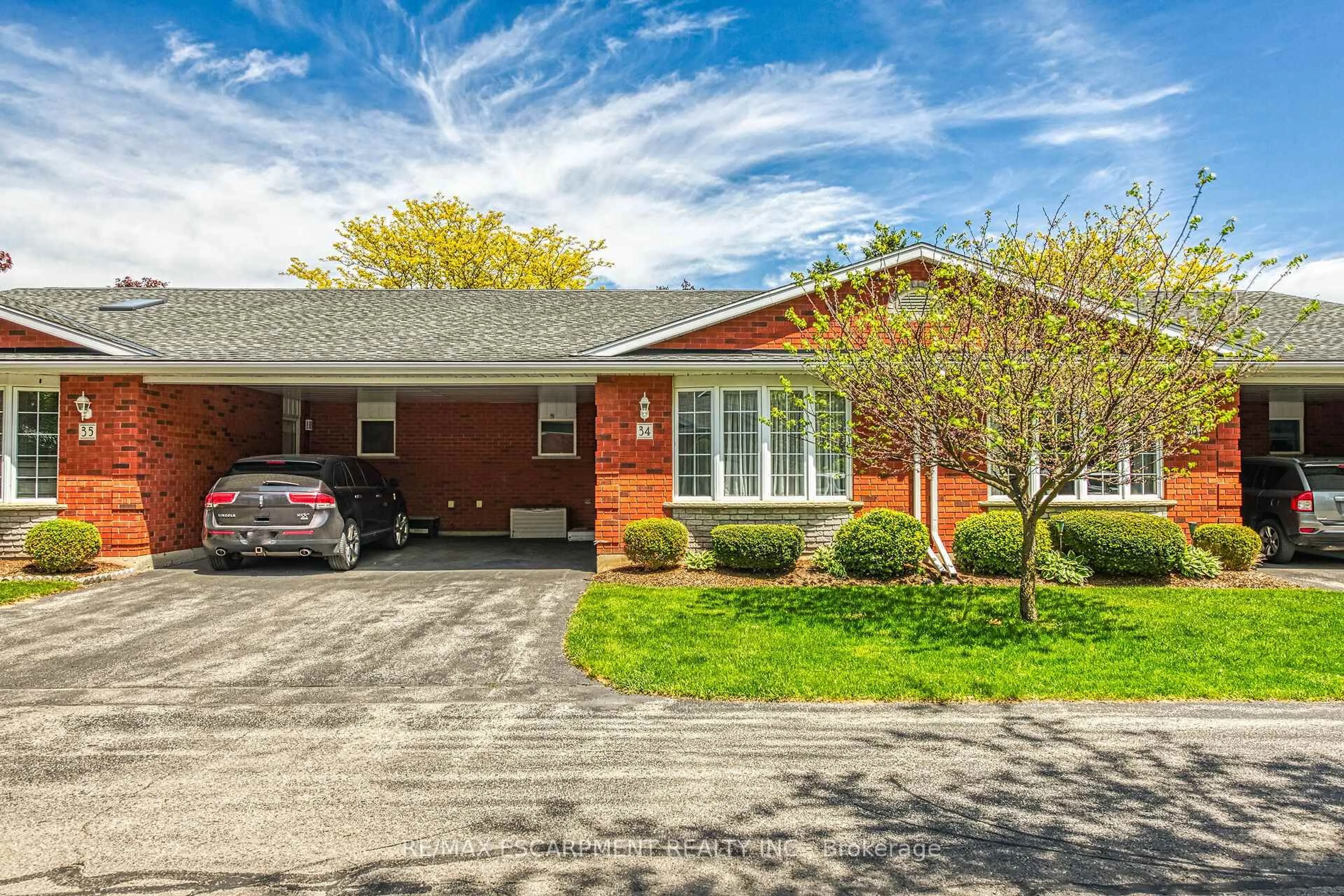 Home with brick exterior material, street for 175 Victoria St #34, Norfolk Ontario N3Y 5L8