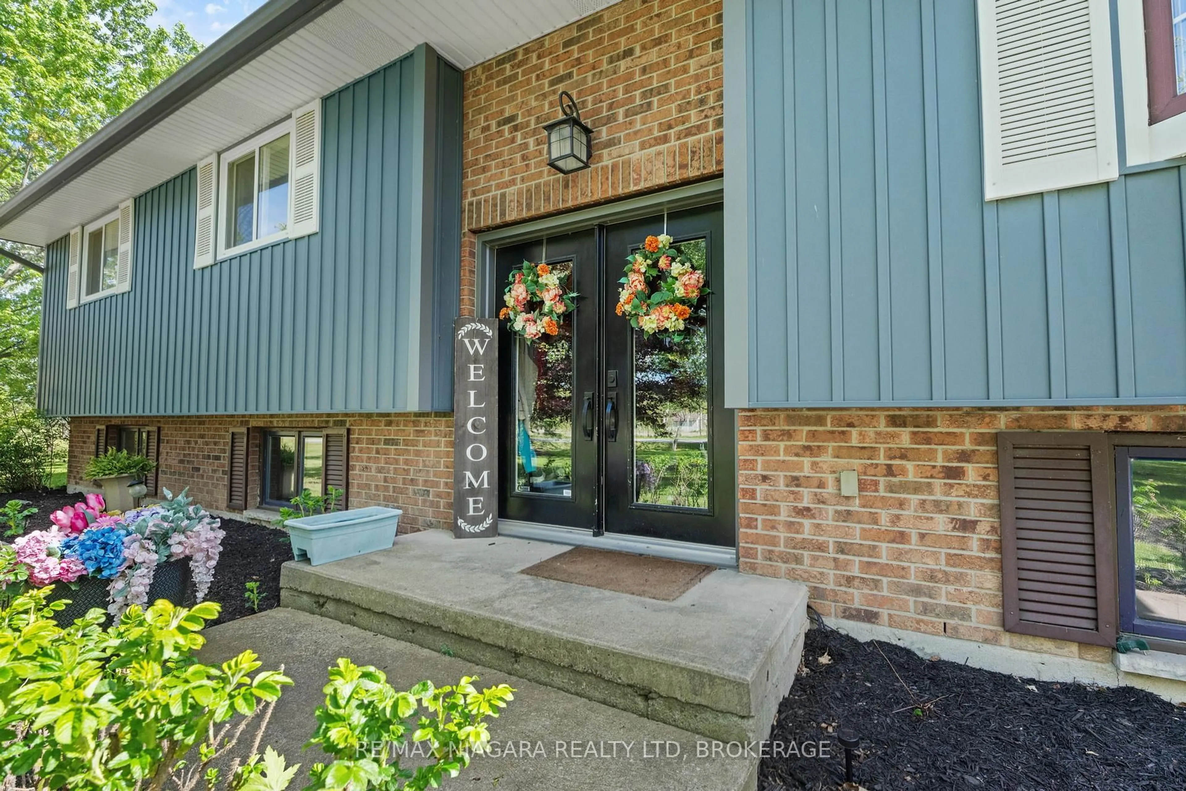 Unknown for 8636 Sixteen Rd, West Lincoln Ontario L0R 1E0