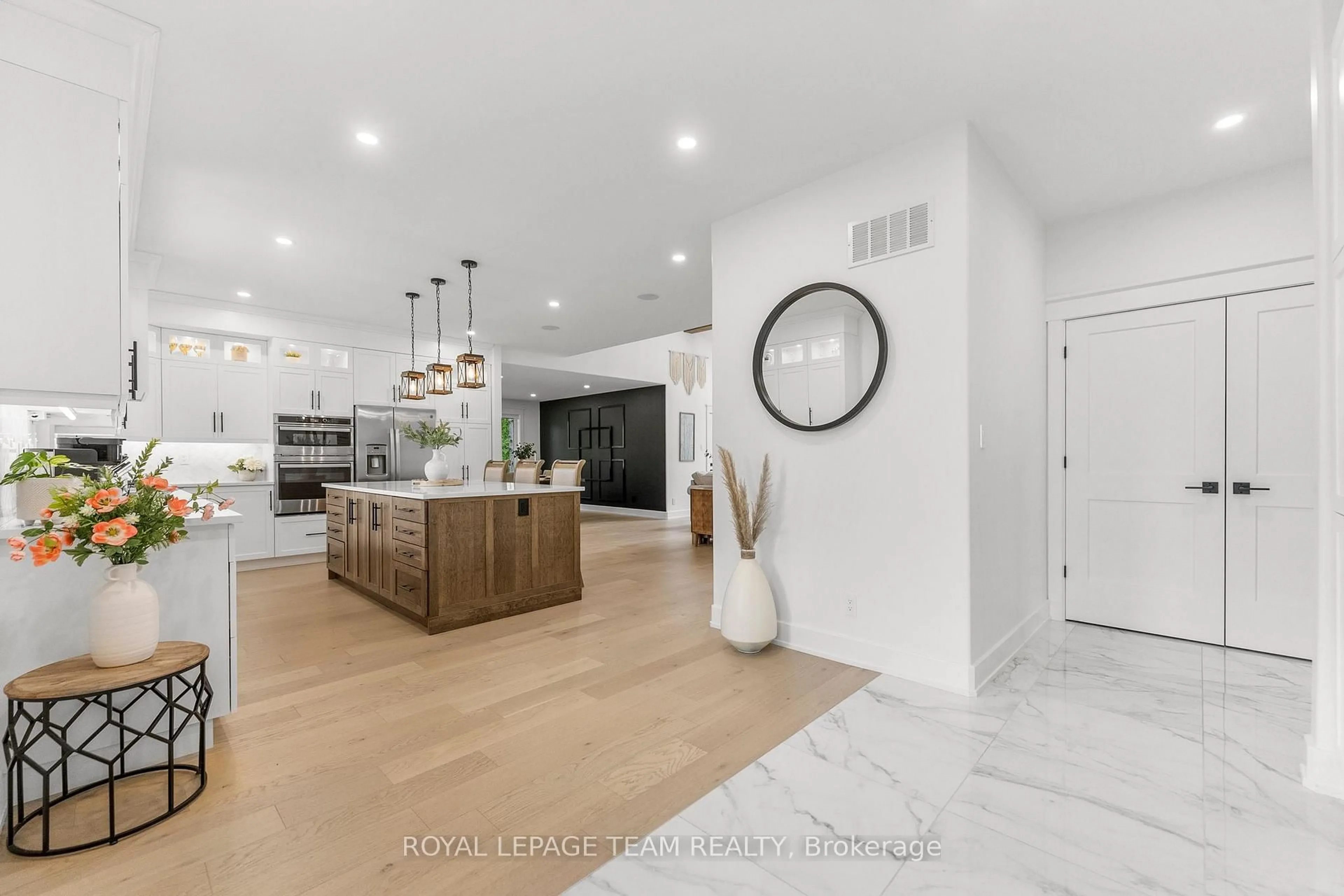 Open concept kitchen, ceramic/tile floor for 108 Royal Troon Lane, Ottawa Ontario K0A 1T0