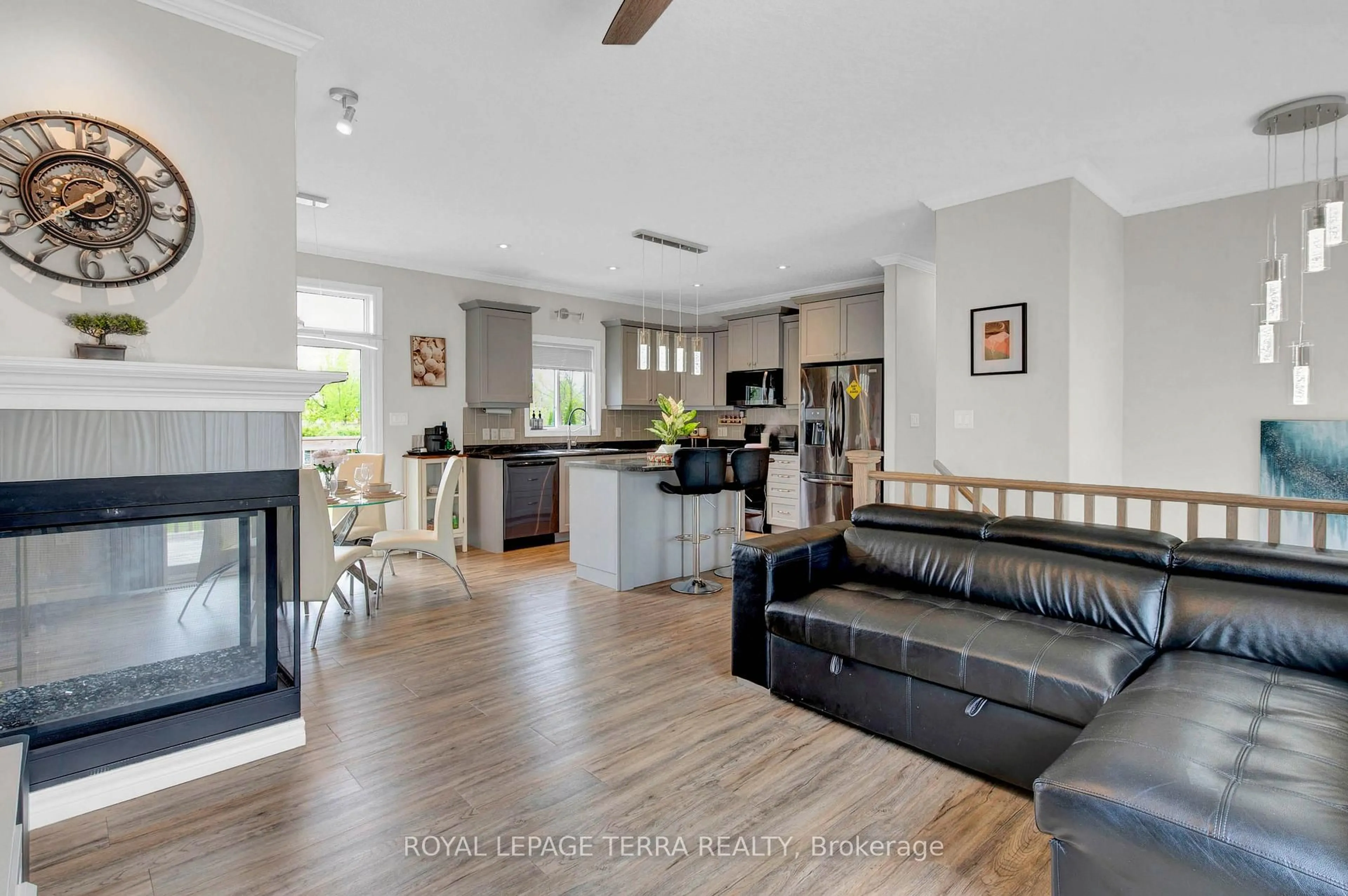Open concept kitchen, unknown for 1631 8th Ave, Owen Sound Ontario N4K 3B8