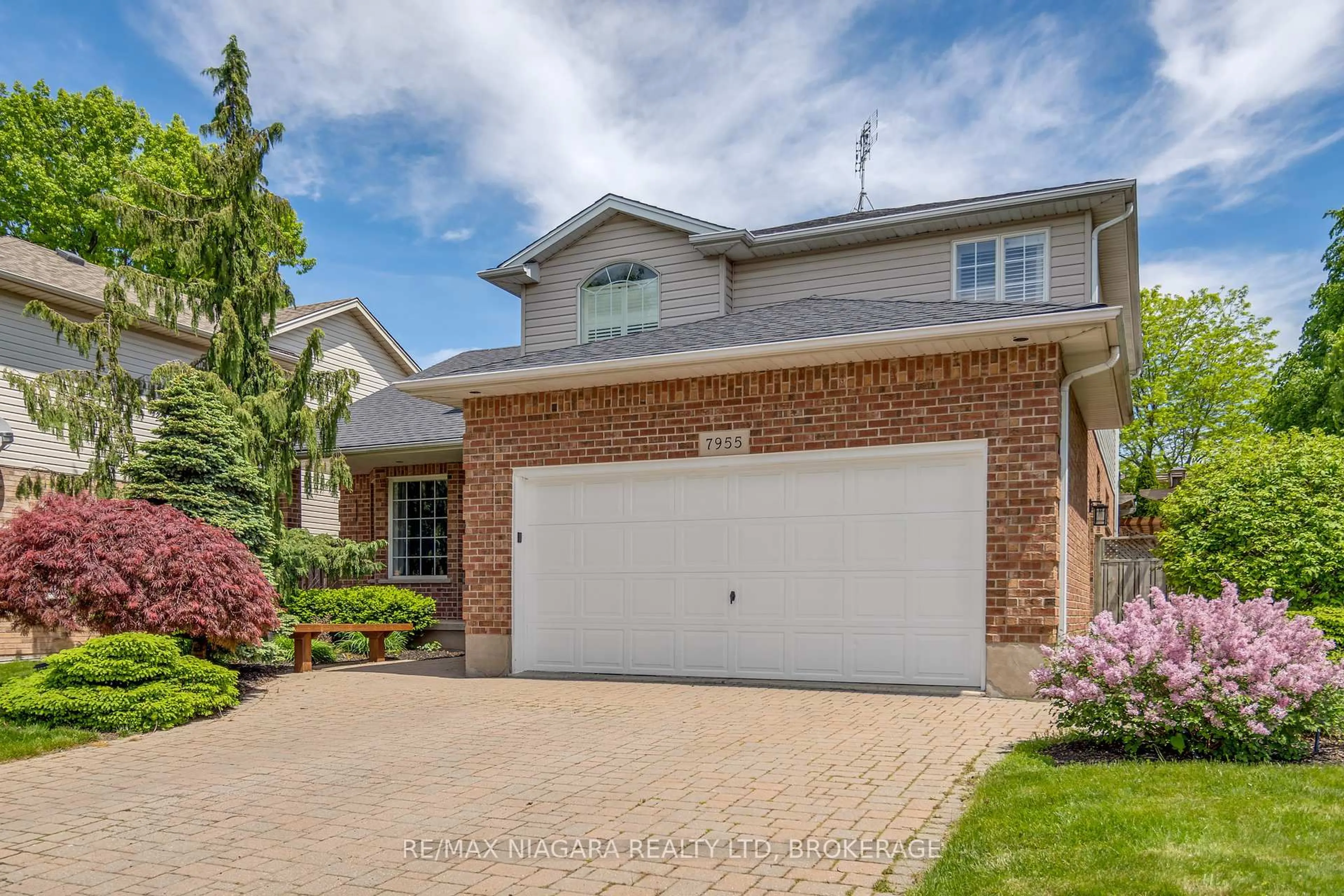 Home with brick exterior material, street for 7955 HARVEST Cres, Niagara Falls Ontario L2H 3G7