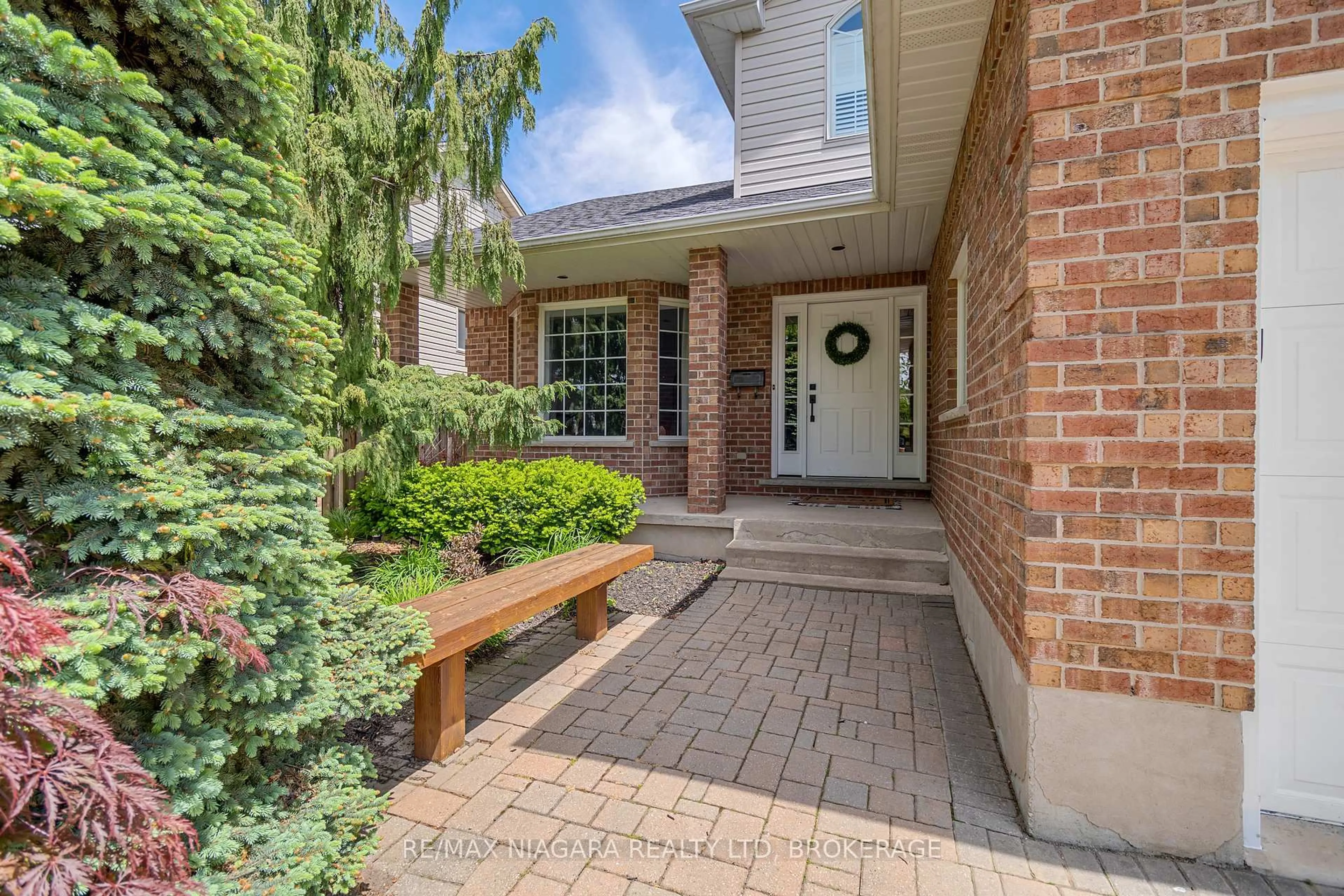 Home with brick exterior material, street for 7955 HARVEST Cres, Niagara Falls Ontario L2H 3G7