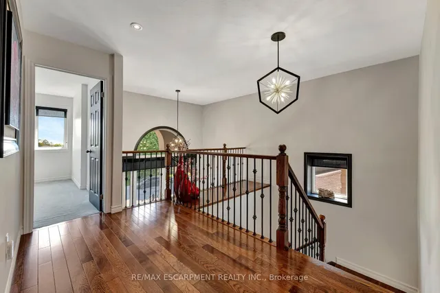 Additional property image - 130 Napoli Dr