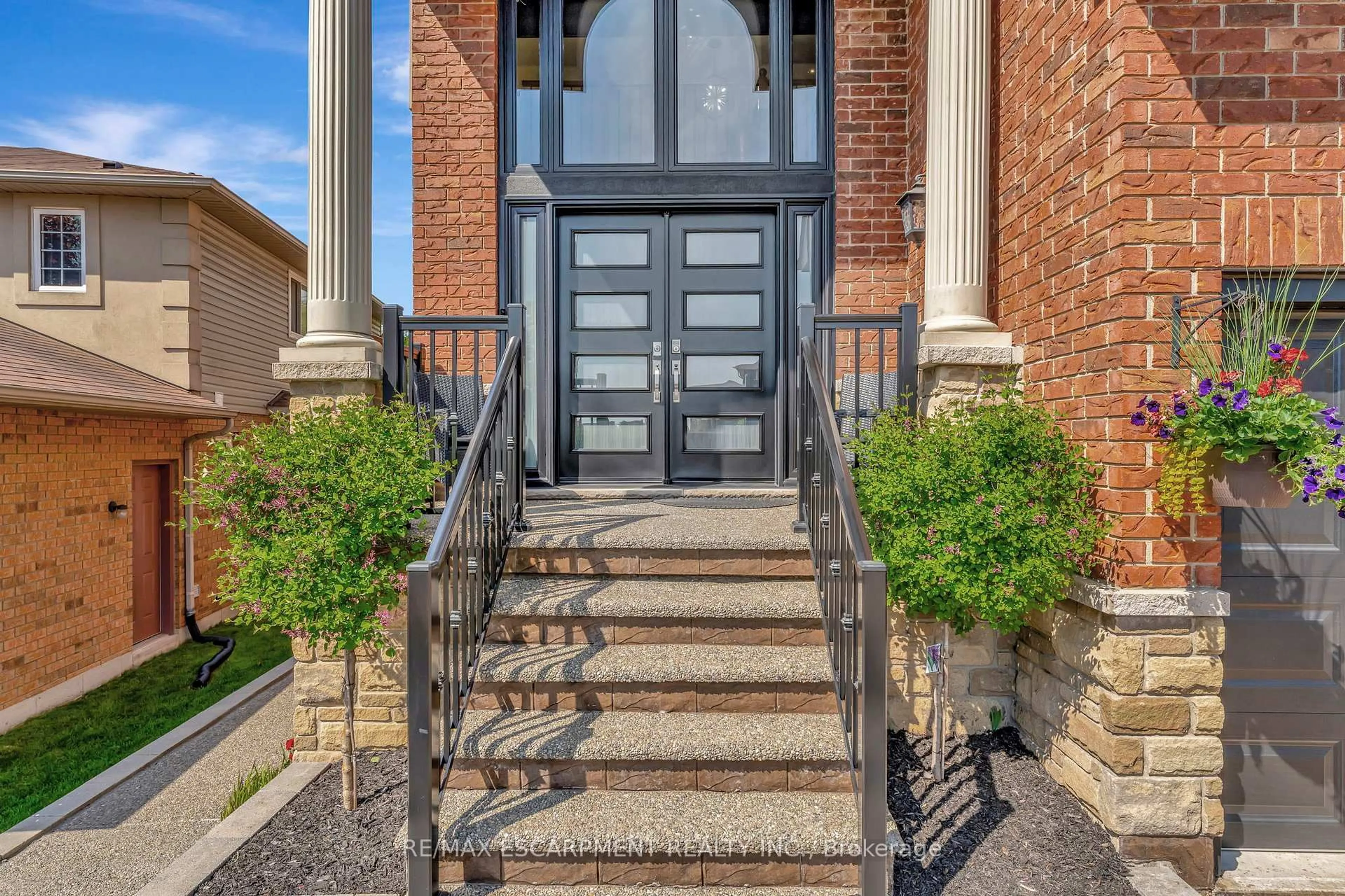 Unknown for 130 Napoli Dr, Hamilton Ontario L9C 6X2