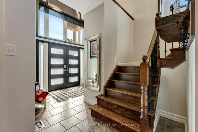 Additional property image - 130 Napoli Dr
