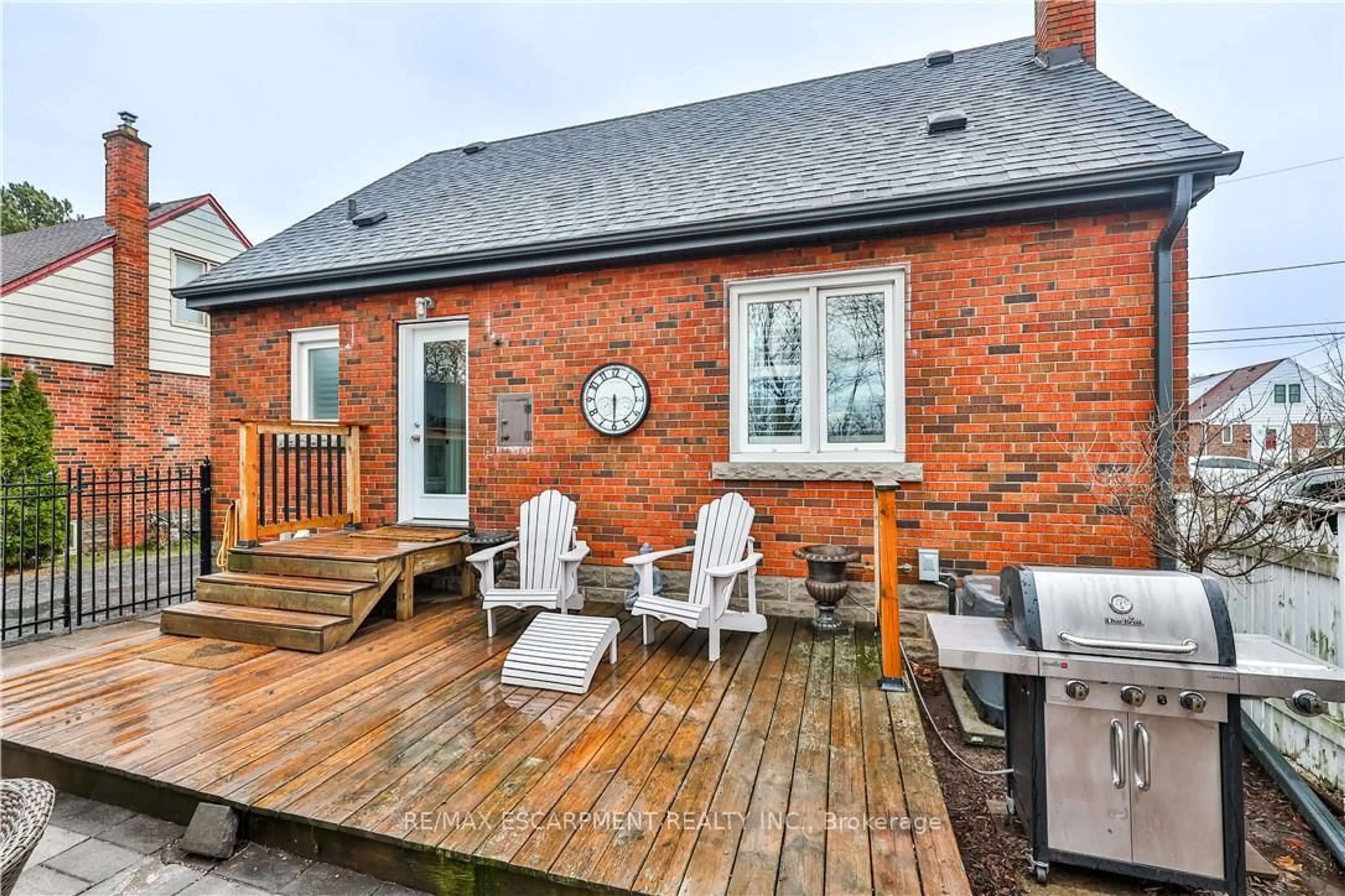 Patio, street for 60 Galbraith Dr, Hamilton Ontario L8G 1Z9