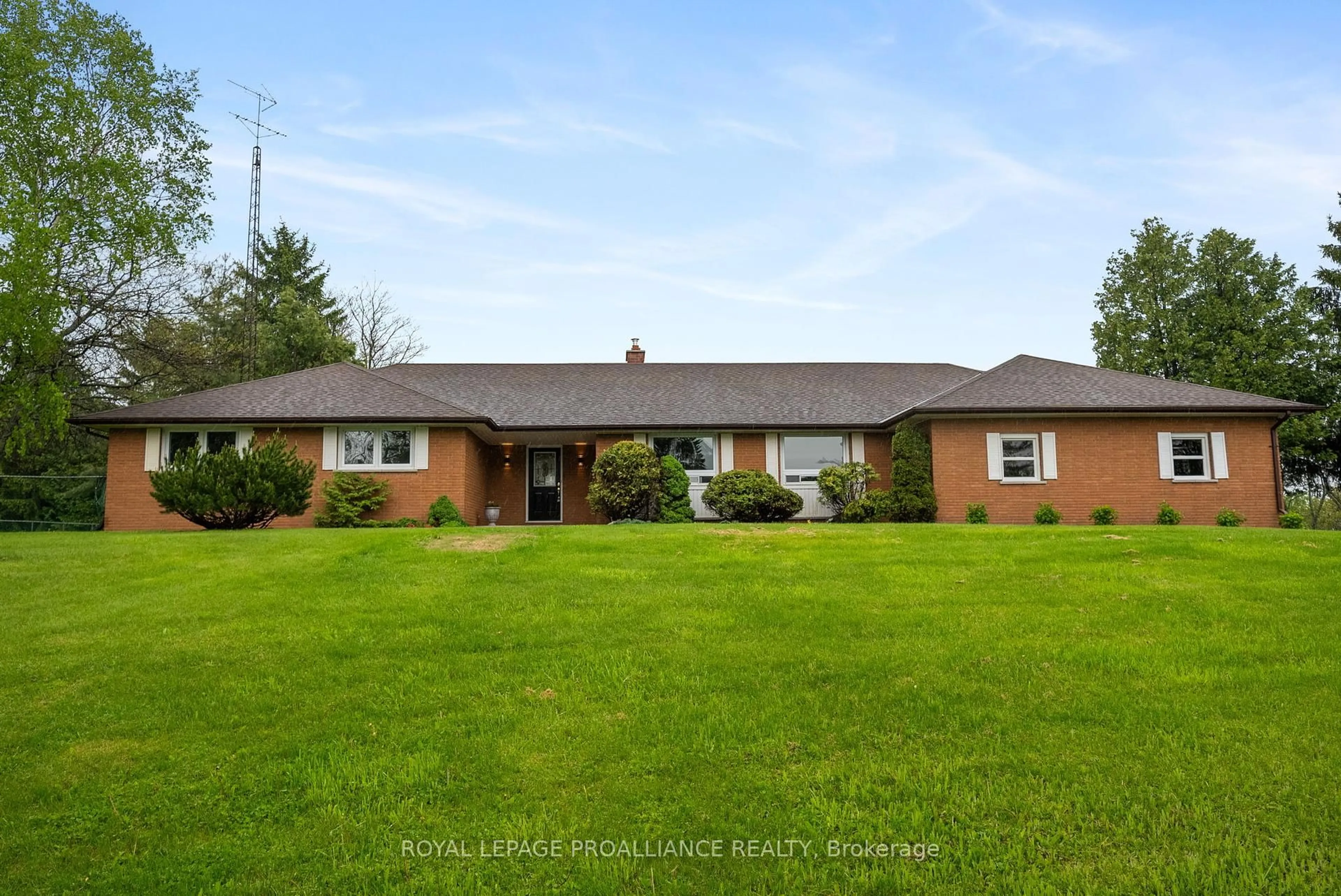 A pic from outside/outdoor area/front of a property/back of a property/a pic from drone, unknown for 7603 Bethel Grove Rd, Hamilton Township Ontario K9A 4J7